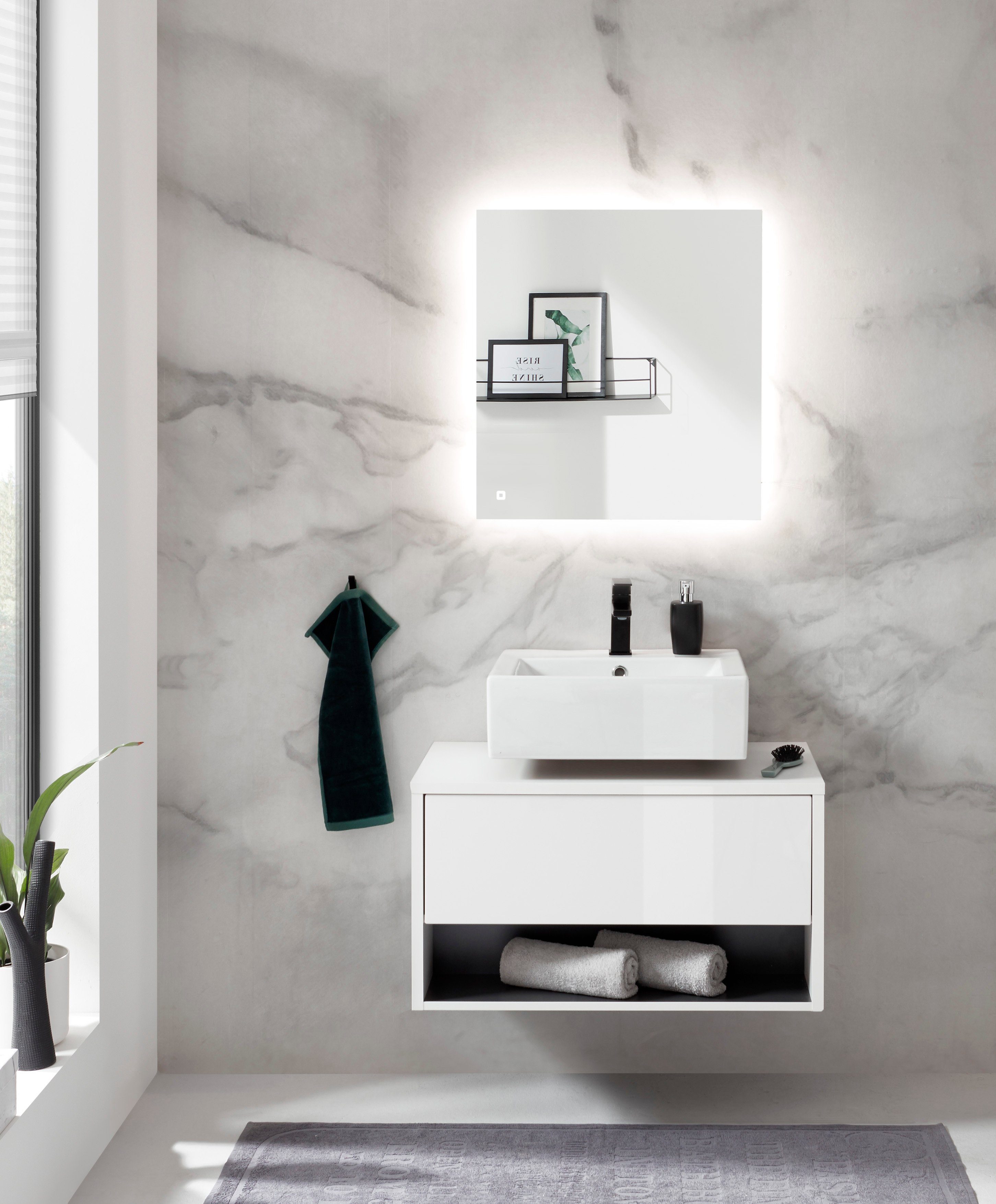 Places of Style Badkamerserie Studio Line, bad in modern ontwerp, 2-delig badkamer Onderkast en spiegel, in twee kleuren beschikbaar, veel opbergruimte (2-delig)