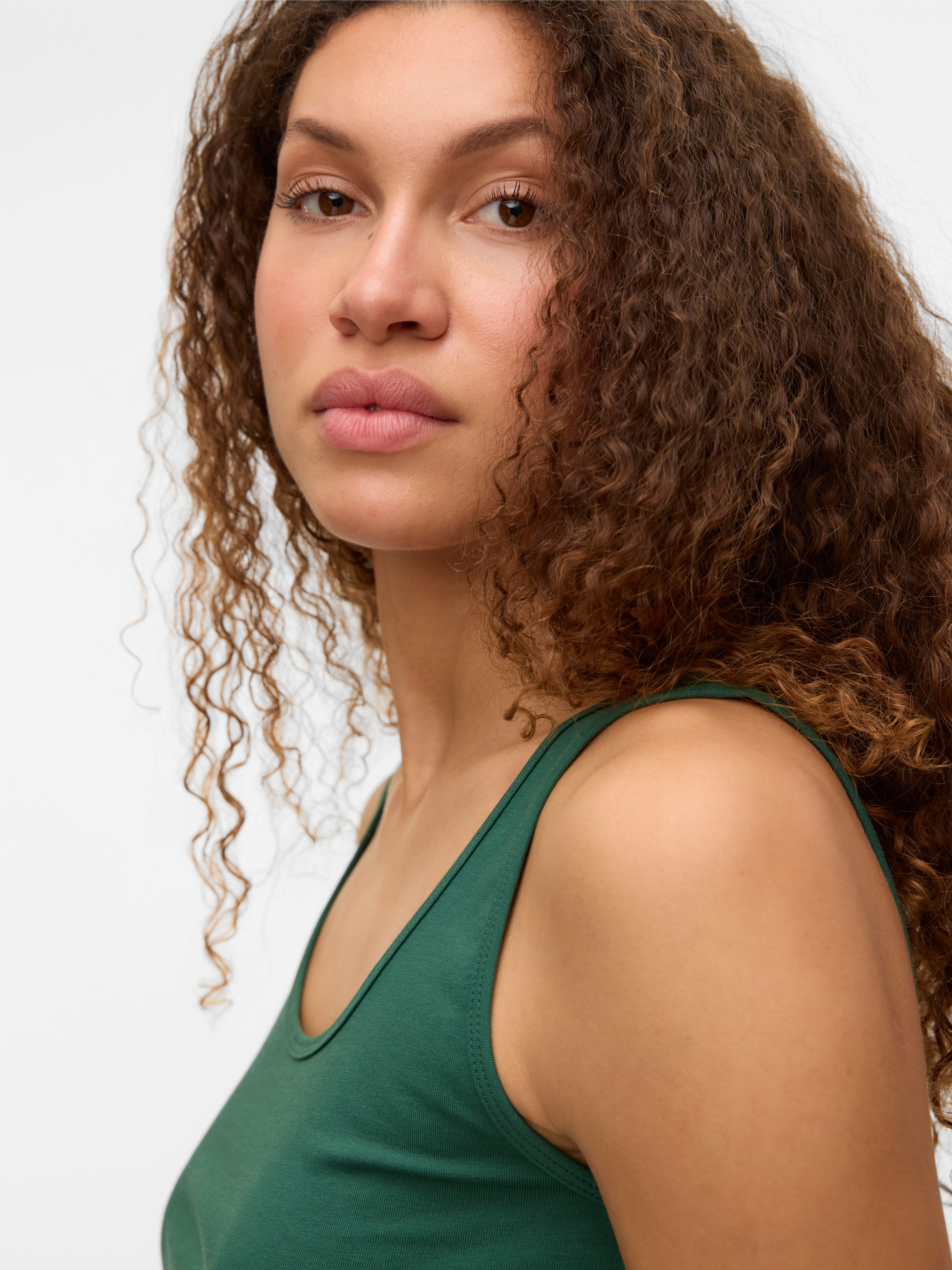 Vero Moda Shirttop VMLULU LONG TANK TOP JRS GA NOOS