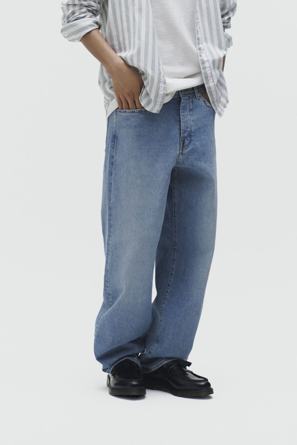 SELECTED HOMME Relax fit jeans SLH220-LOOSE KOBE 3501 L.B WASH JNS NOOS