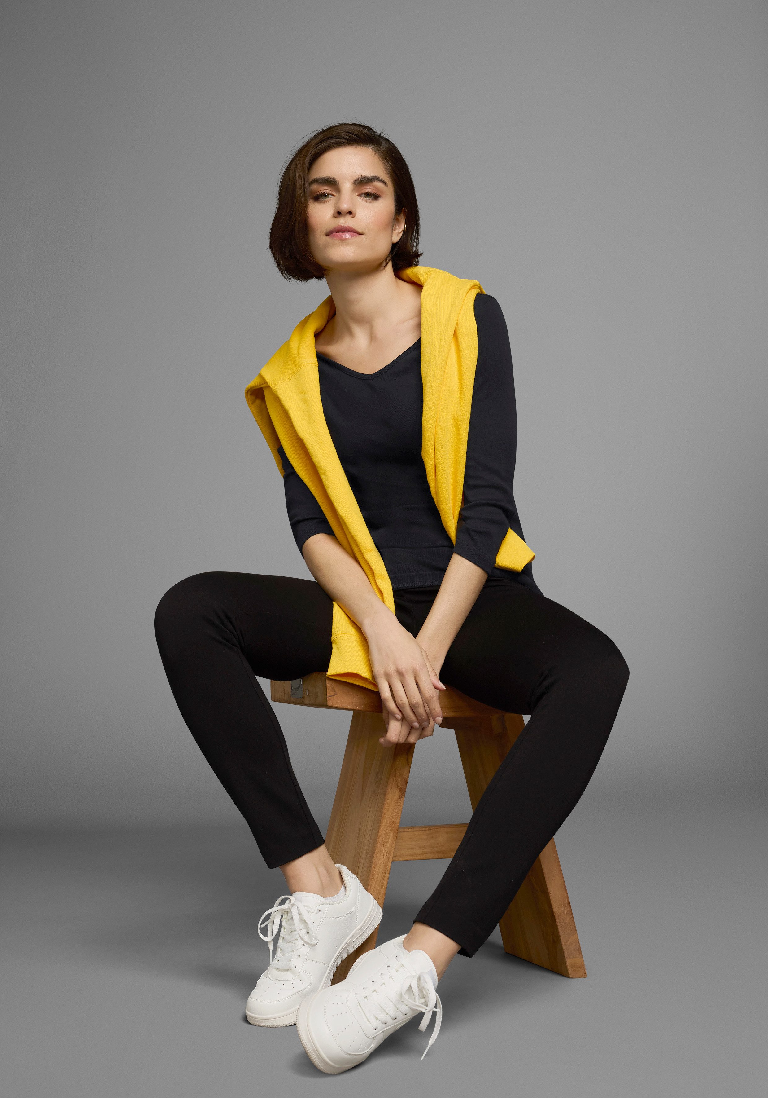 Flashlights Shirt met V-hals effen, v-hals, basic stijl, van katoen, in 2-pack (2-delig, Set van 2)