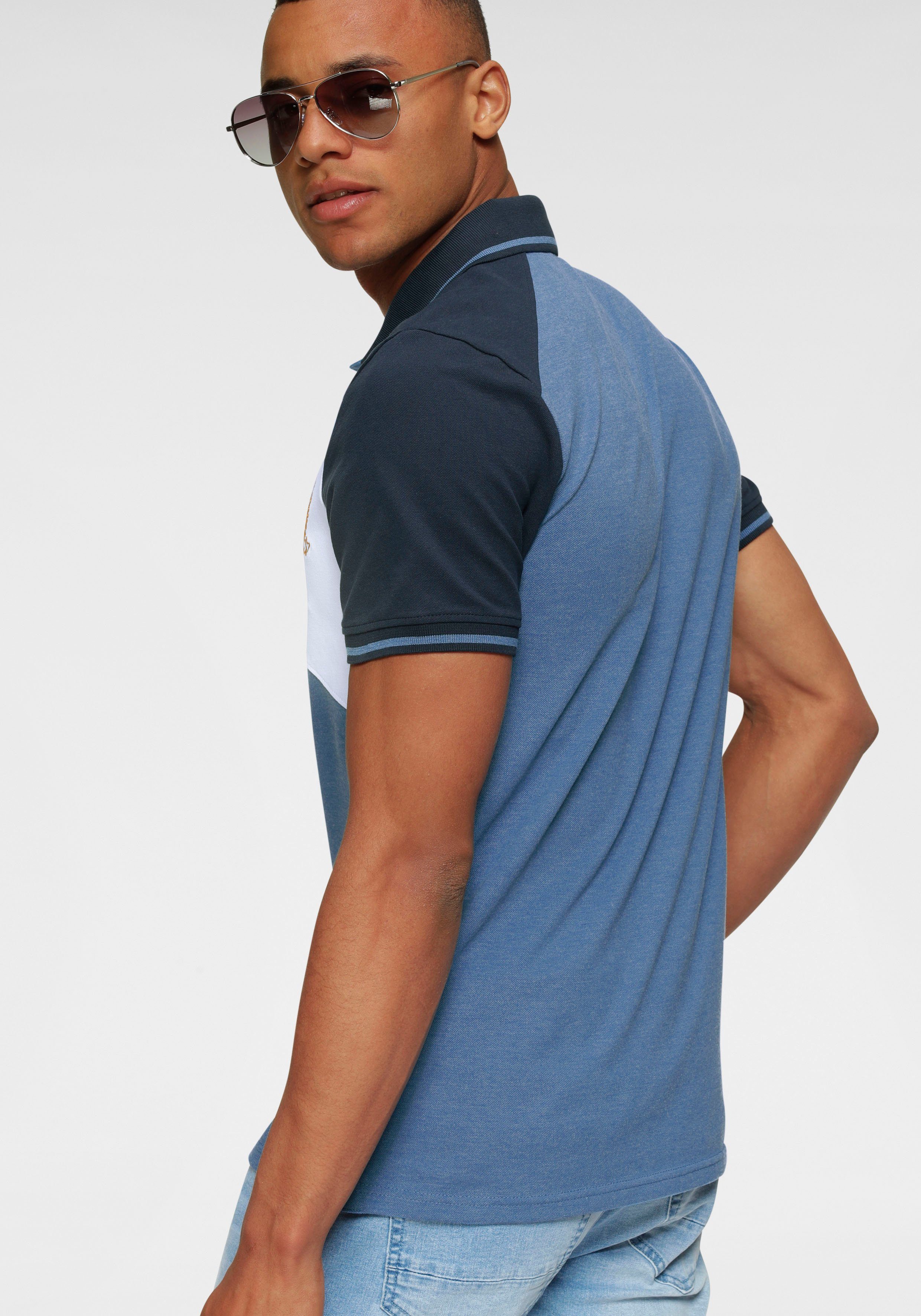 Bruno Banani Poloshirt Korte mouwen, lichaamsnauwkeurige pasvorm, effen, met polokraag
