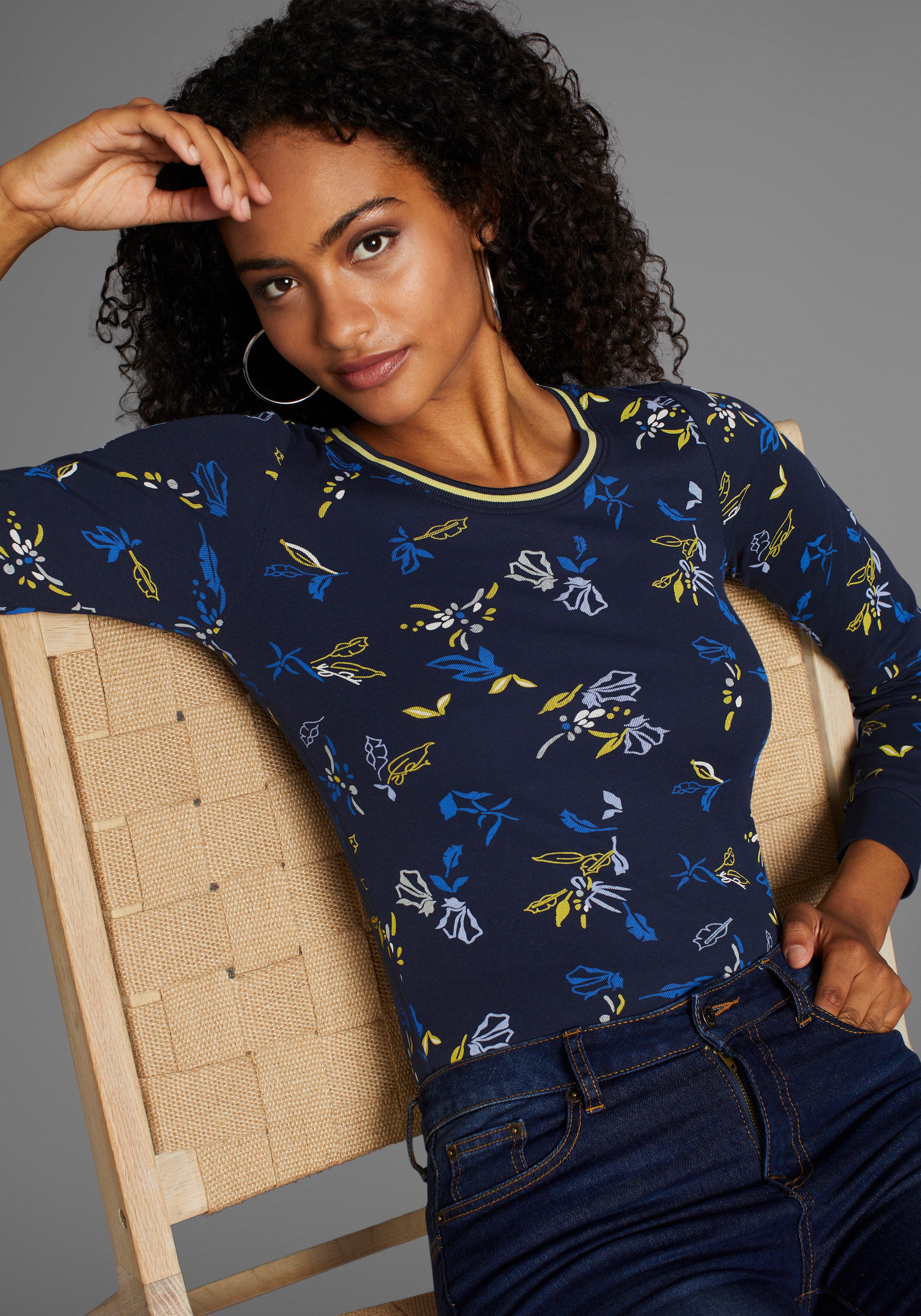 KangaROOS Shirt met lange mouwen met allover-print en contrastdetails