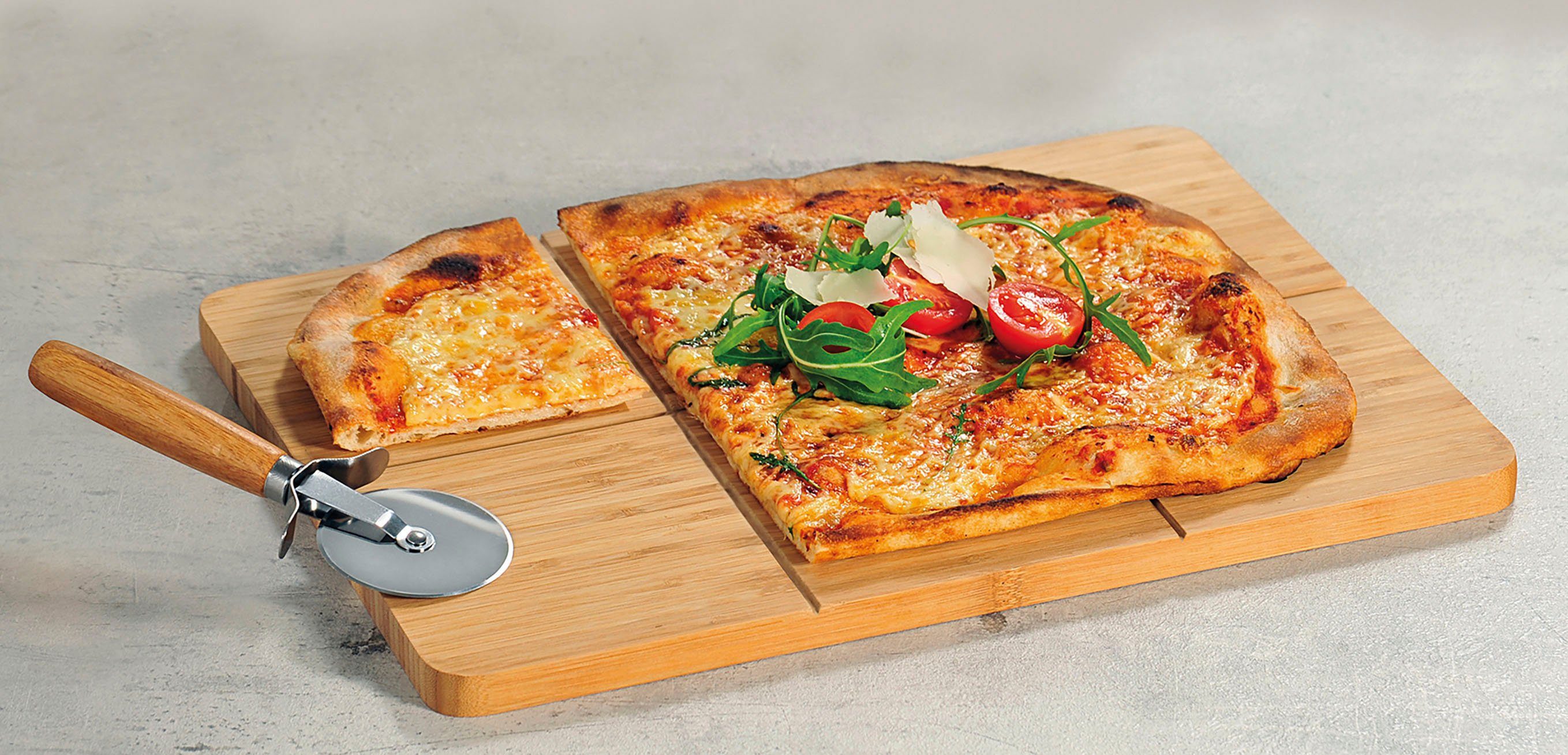 KESPER for kitchen & home Snijplank van fsc®-gecertificeerd bamboe, inclusief pizzames (set, 2 stuks)