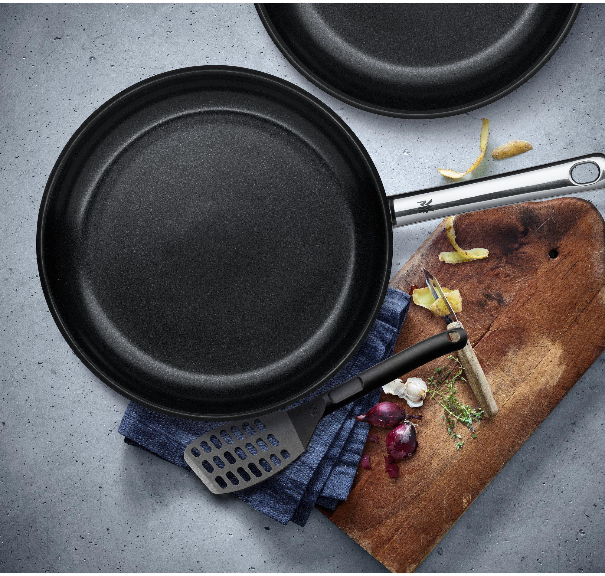 WMF Pannenset Devil met antiaanbaklaag en spatel, inductie (set, 3-delig)