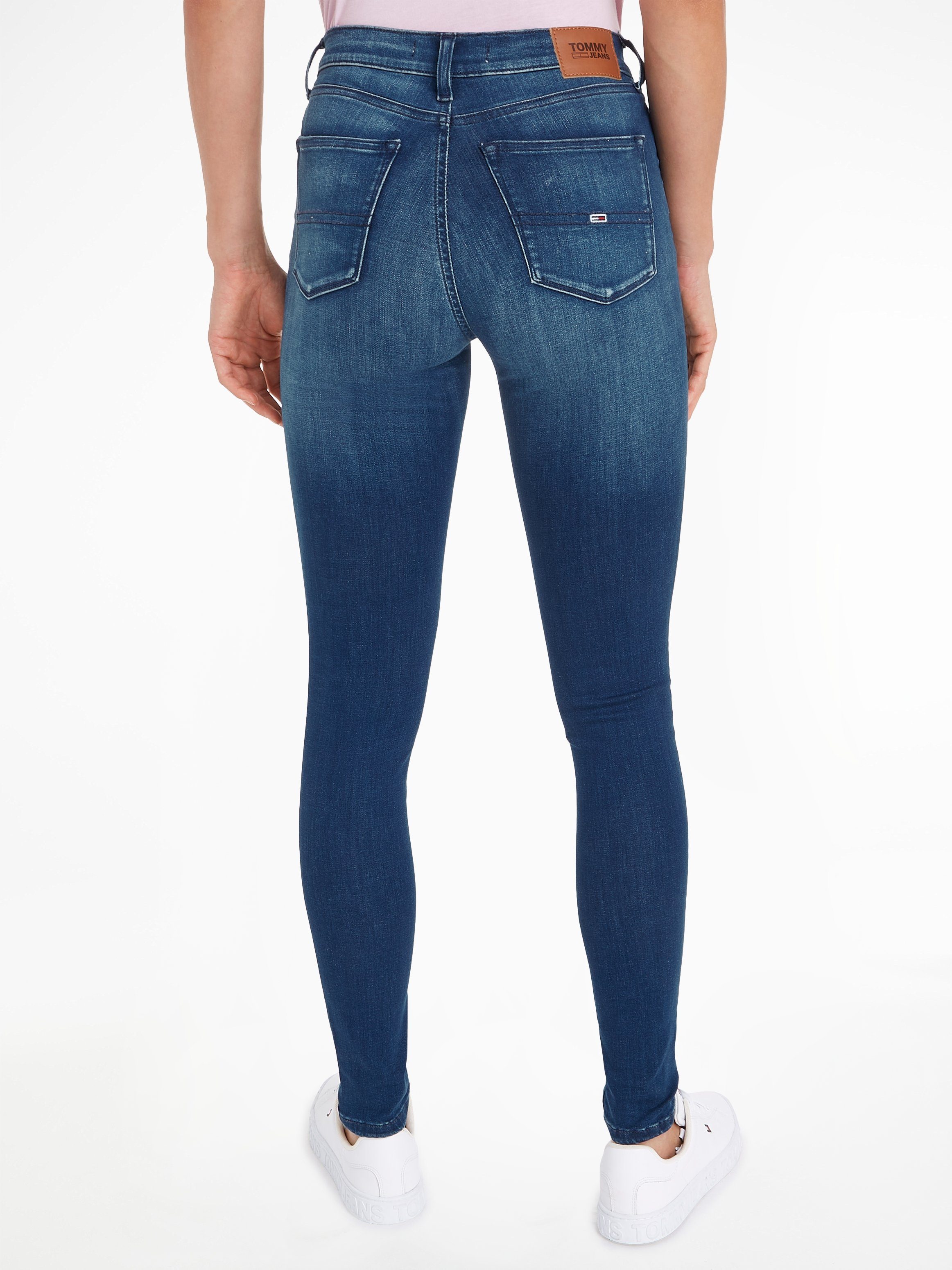 TOMMY JEANS Skinny fit jeans Nora Mid Rise Skinny Fit met tommy jeans-logobadge & borduursels
