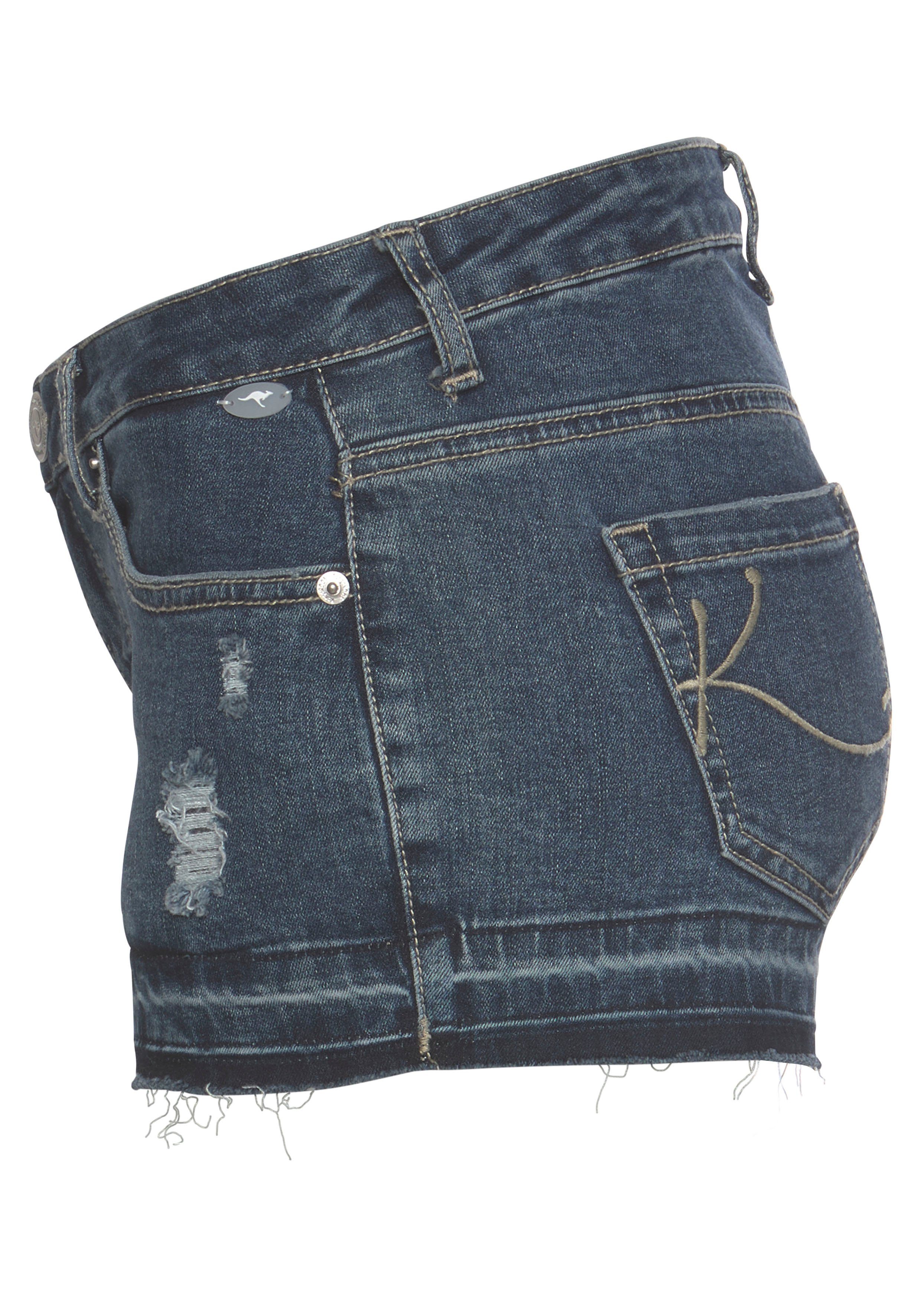 KangaROOS Jeansshort korte broek, met destroyed-effecten, lage taille