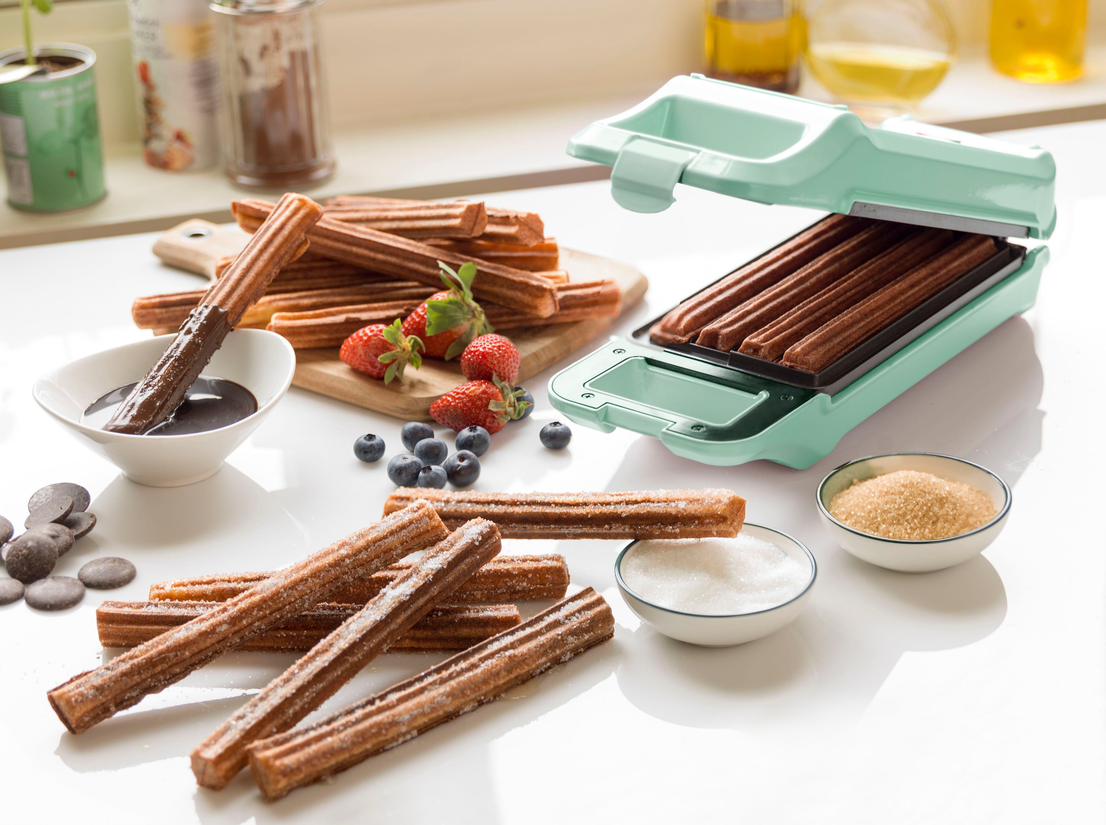 bestron Churro-maker ACHM200M Sweet Dreams Wafelijzer voor maximaal 4 Churros, retrodesign, mint