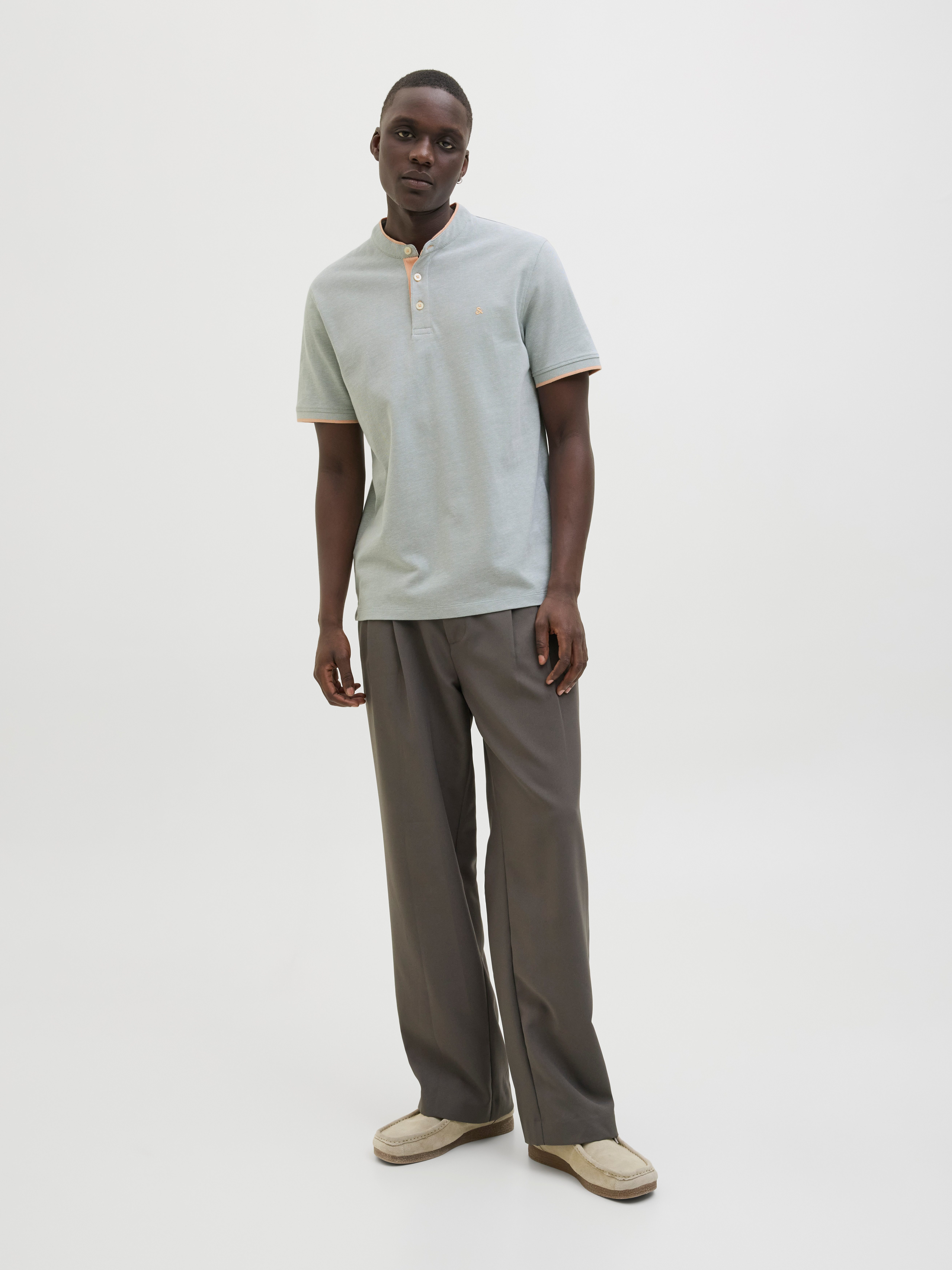 Jack & Jones Poloshirt JJEPAULOS MAO POLO met geborduurd logo