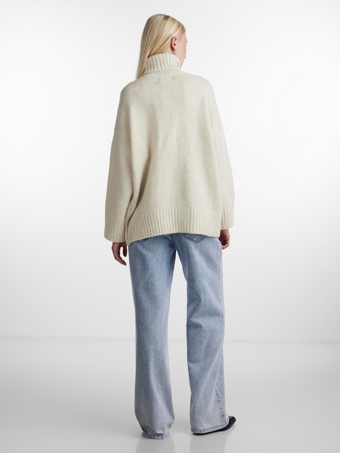 pieces Coltrui PCNANCY LS LOOSE ROLL NECK KNIT NOOS BC