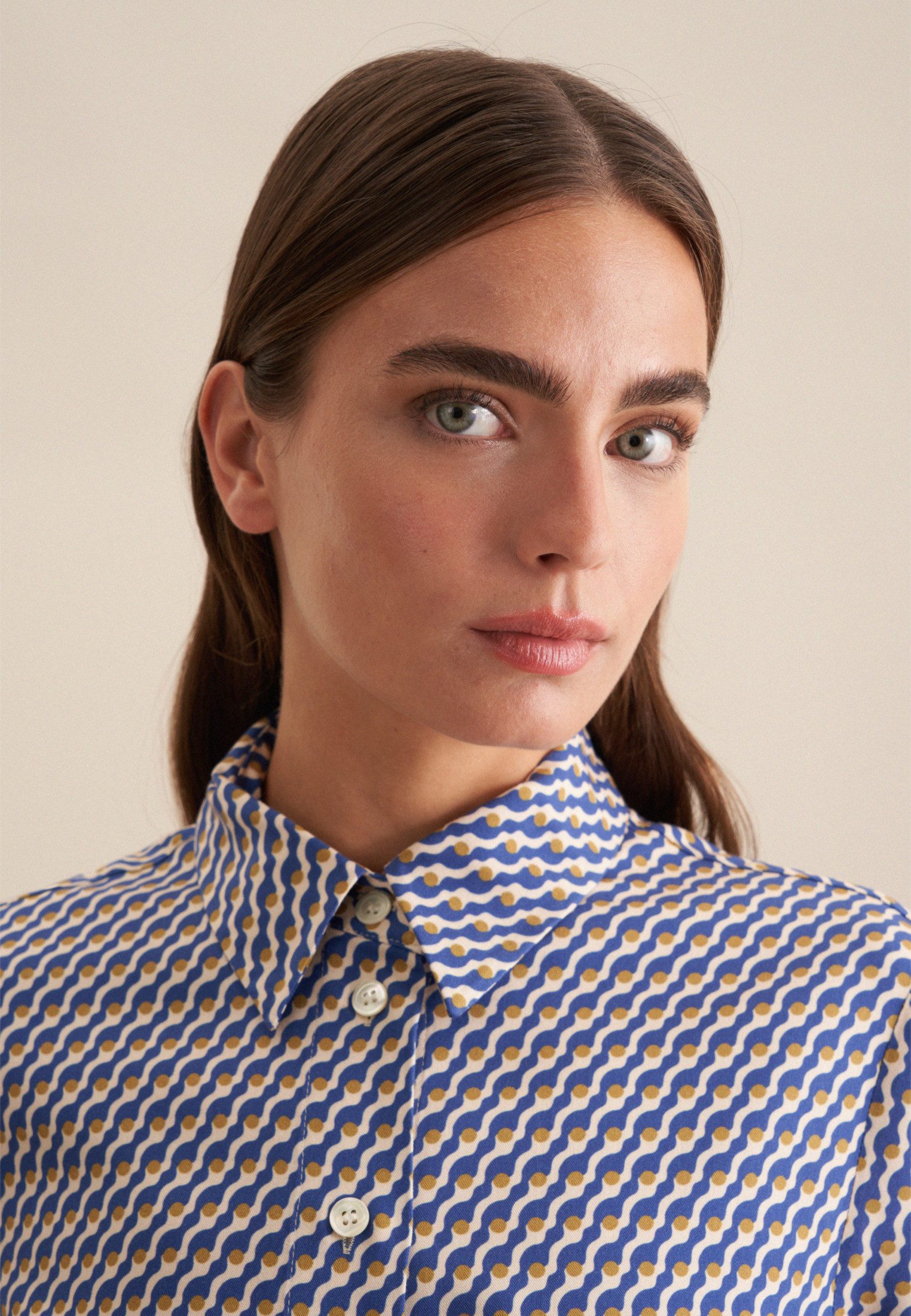 seidensticker Overhemdblouse Zwarte roos Lange mouwen kraag print
