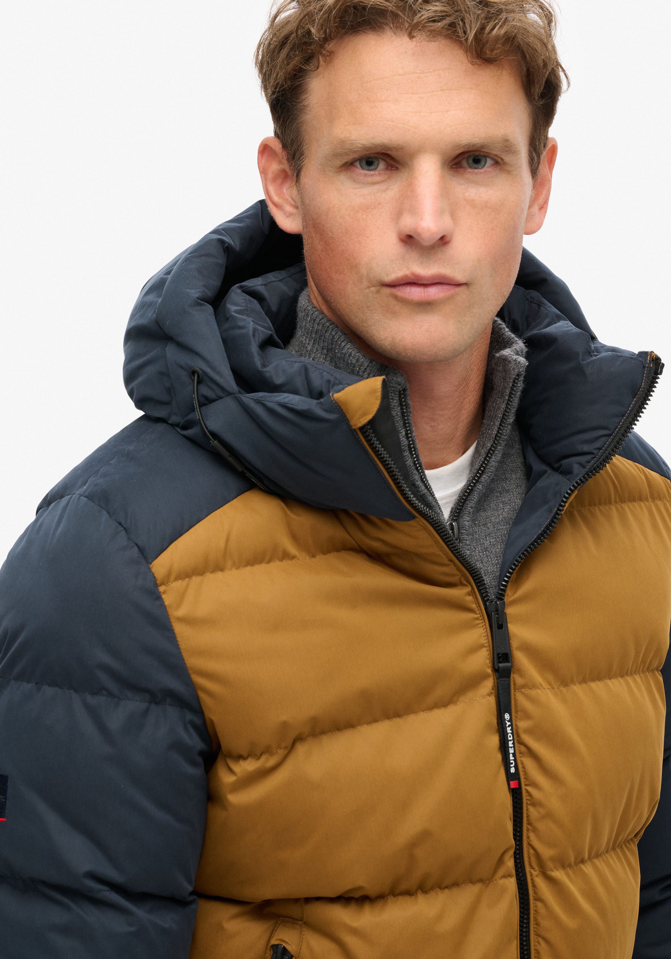 Superdry Gewatteerde jas HOOD COLOUR BLOCK SPORT PUFFER