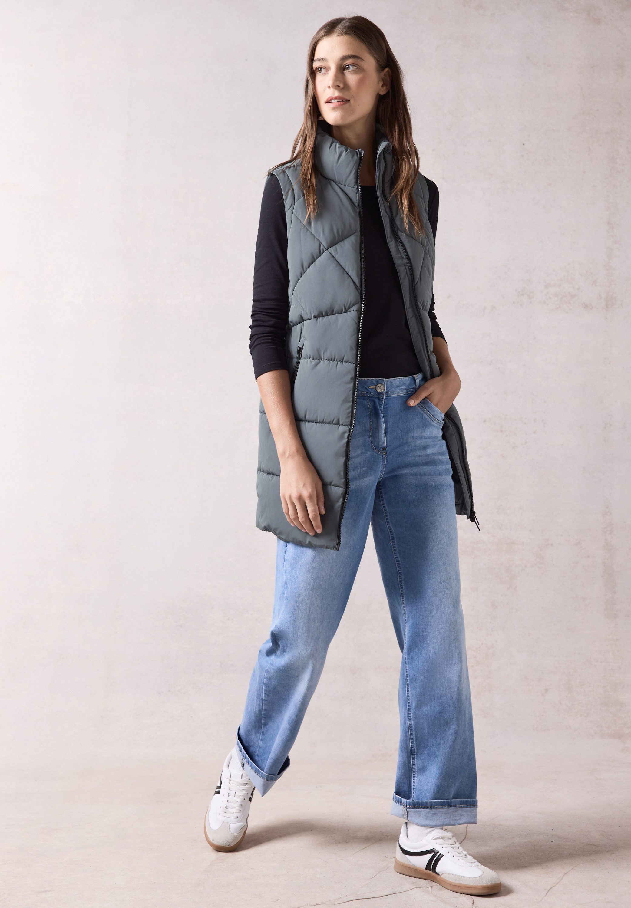 Cecil Bodywarmer met opstaande kraag