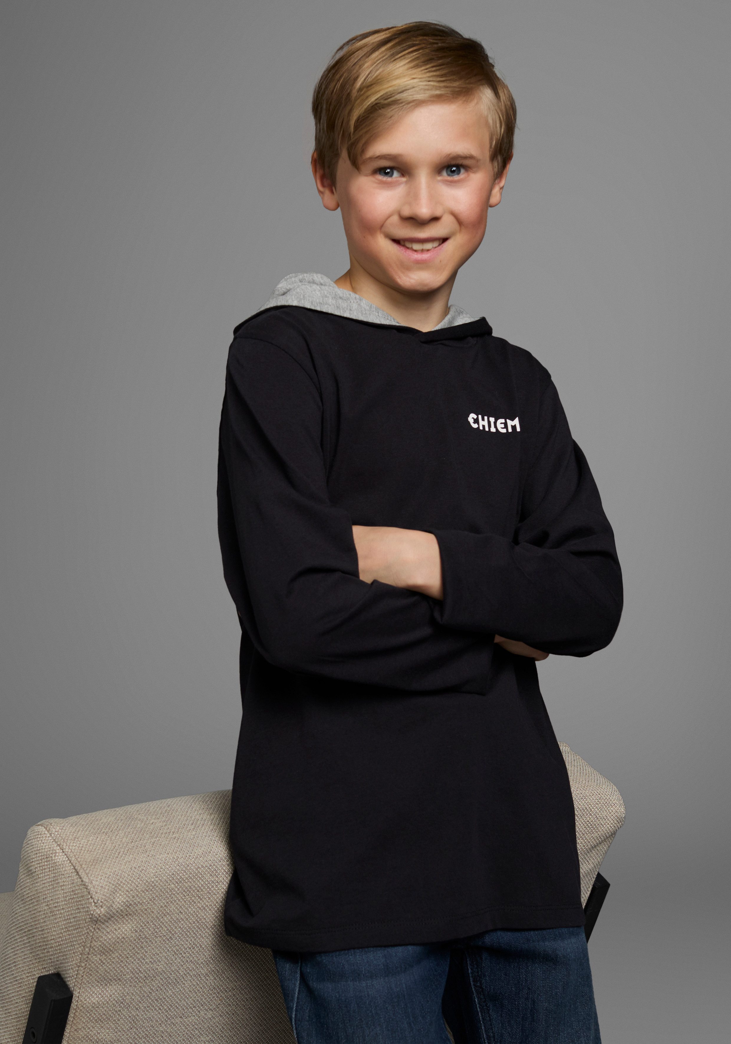 Chiemsee Capuchonshirt Langarmshirt met kapuchonprint Lange mouwen, basic pasvorm, bedrukt, van 100% katoen