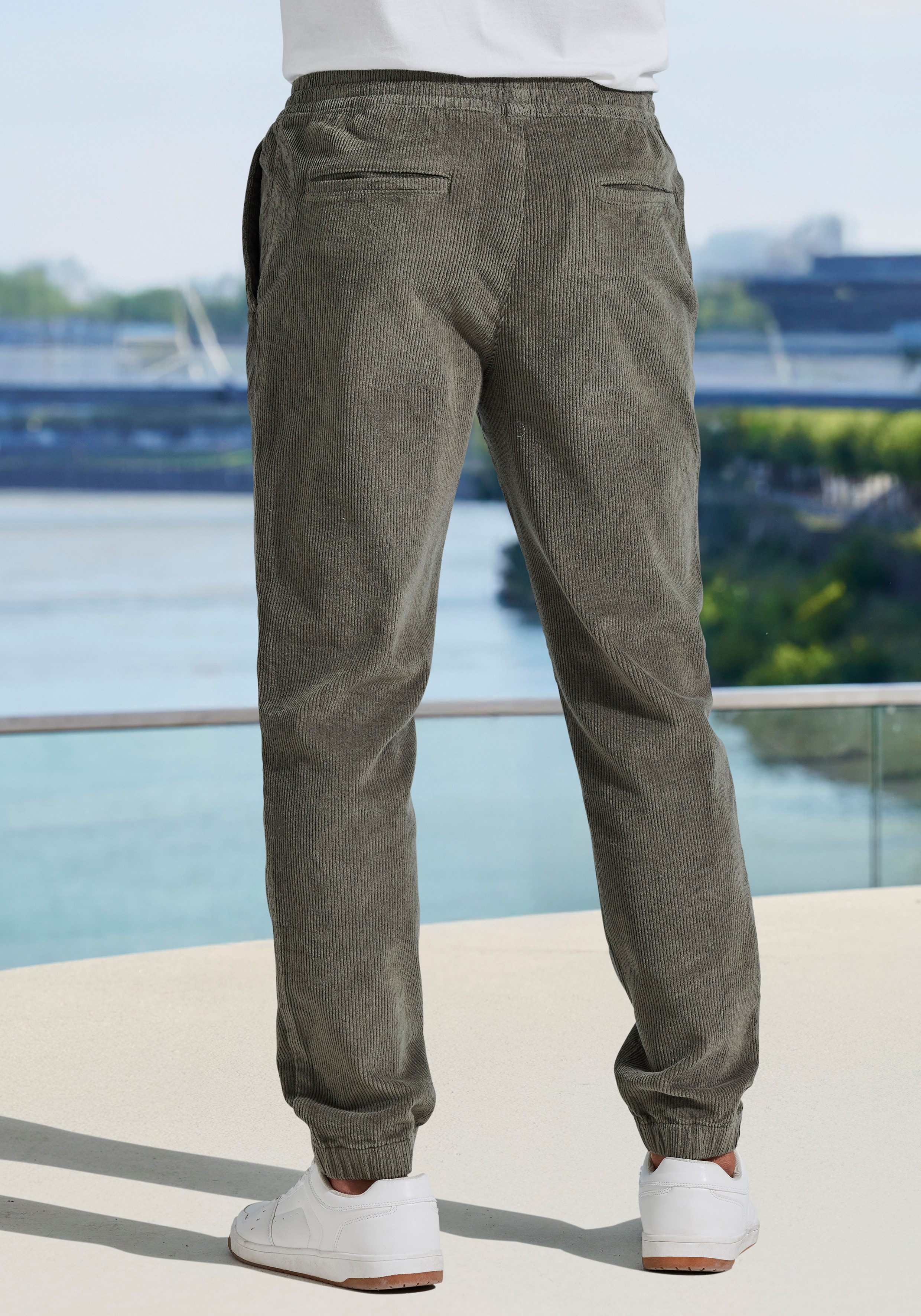 John Devin Joggingbroek - elastische corduroy broek in Jogg Pants stijl