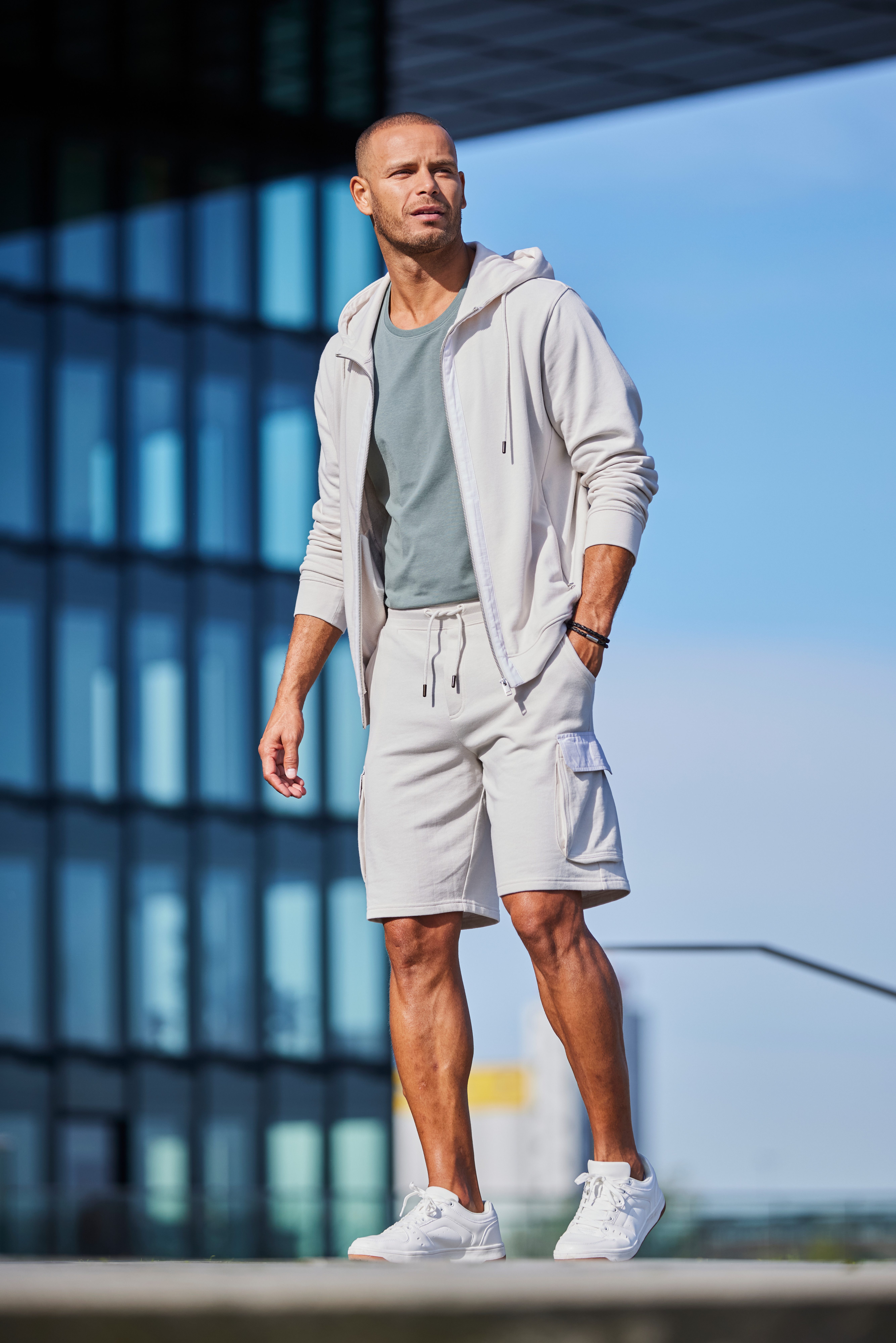 AUTHENTIC LE JOGGER Capuchonsweatvest Sweatjacke met ingreepzakken van katoenmix