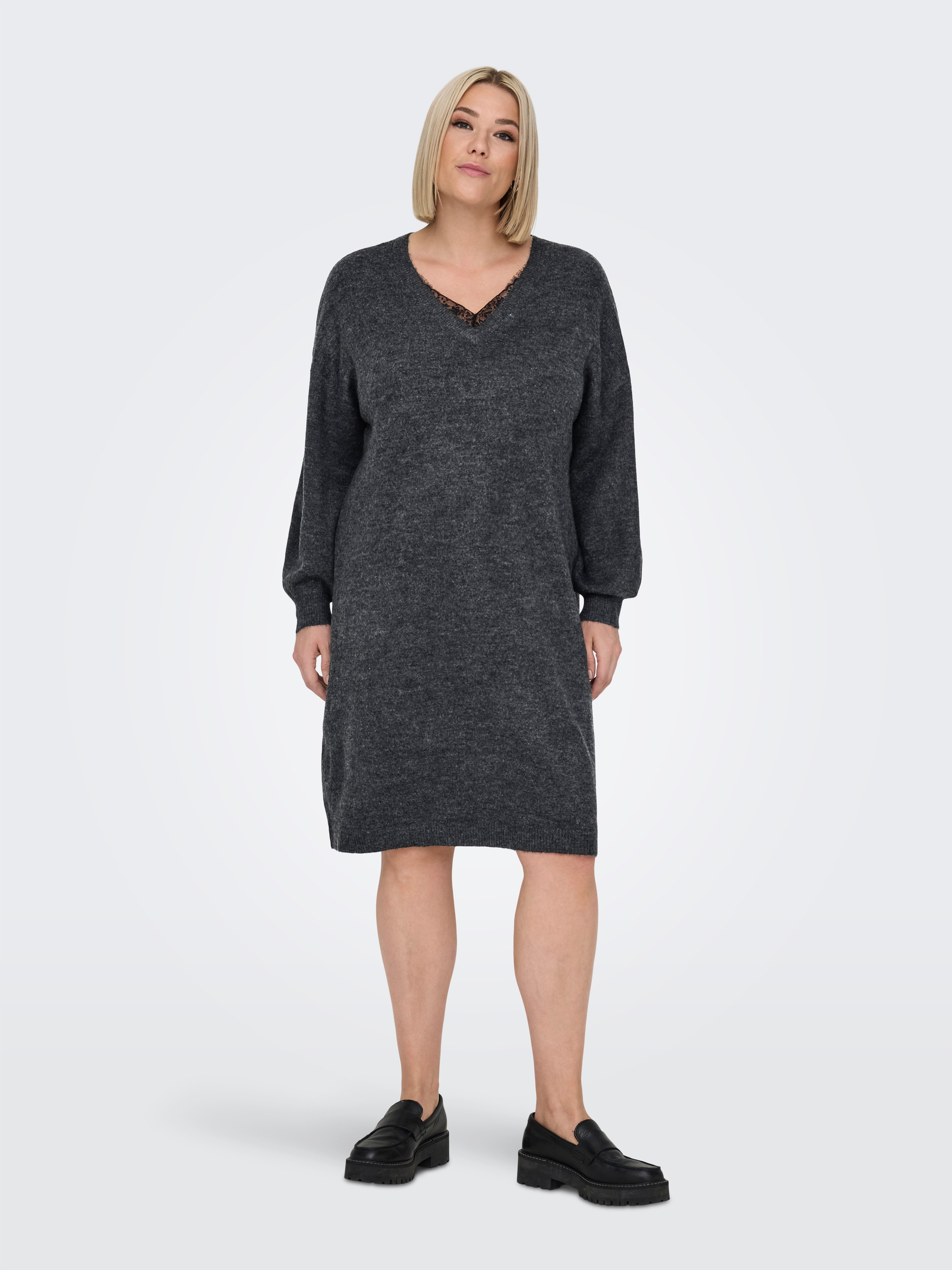 ONLY CARMAKOMA Gebreide jurk CARMANIFESTA LS V-NECK DRESS KNT BF