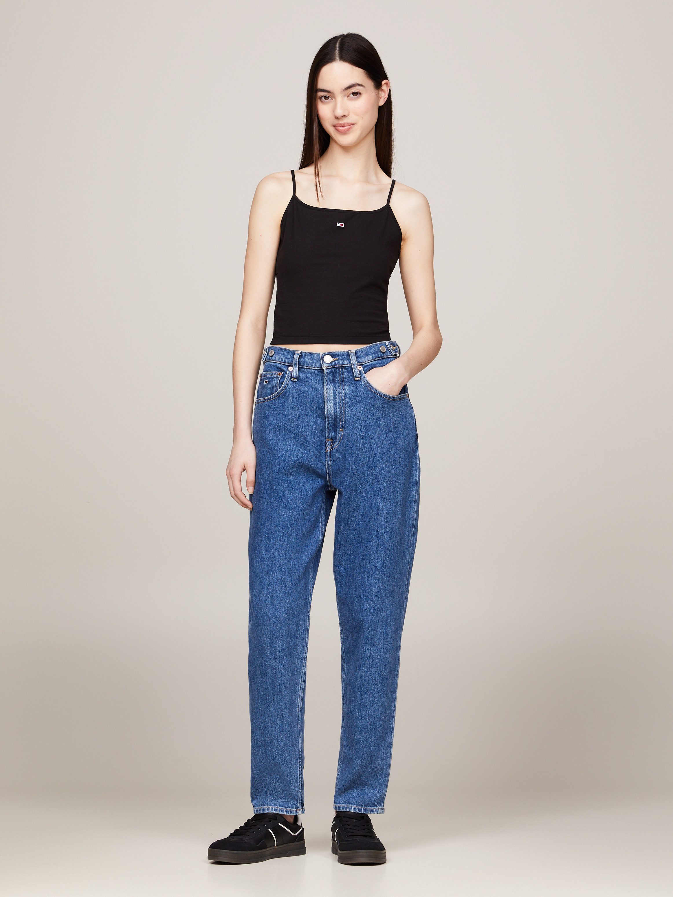 TOMMY JEANS Top met spaghettibandjes Crop Essential Strap Tank Top, kort met verstelbare spaghettibandjes merklogo