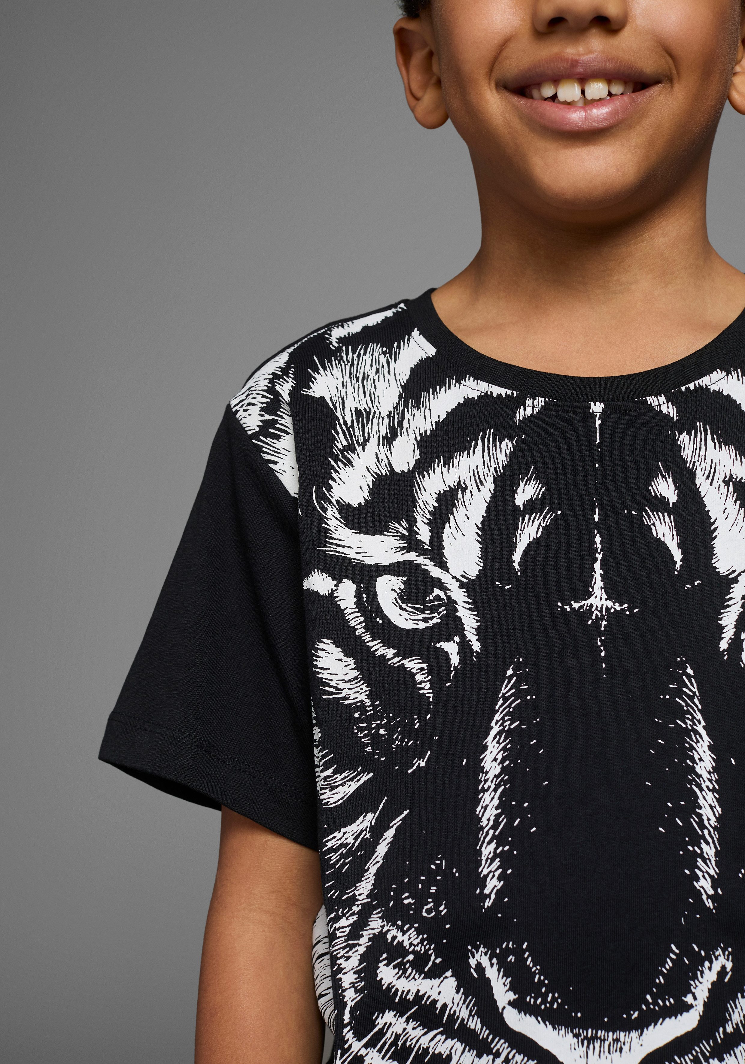KIDSWORLD T-shirt Met grote print: WHITE TIGER Korte mouwen, basic pasvorm, bedrukt, ronde hals