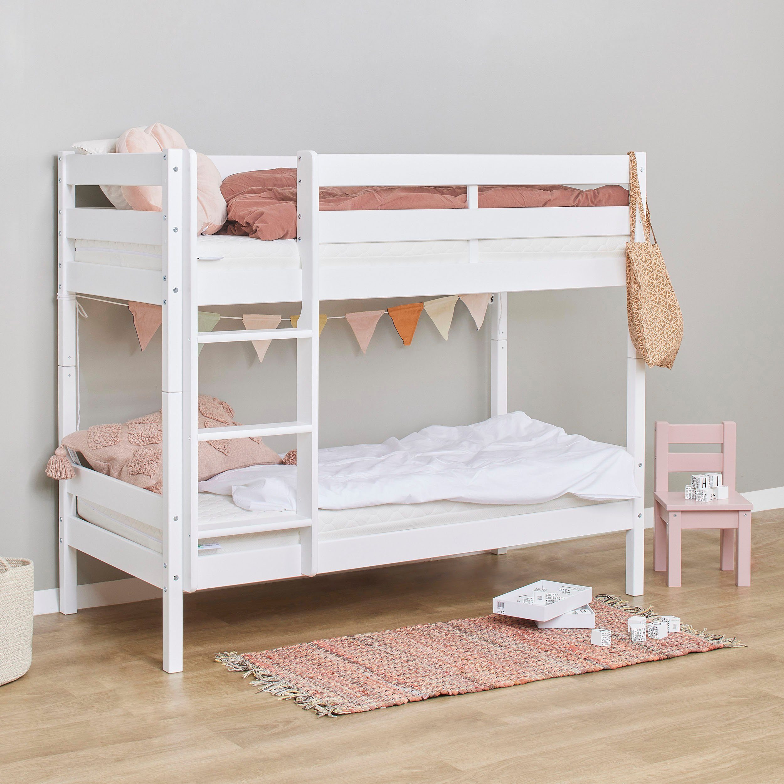 Hoppekids Stapelbed Eco comfort kinderbed 90x200 of 70x160 van massief hout in 4 kleuren