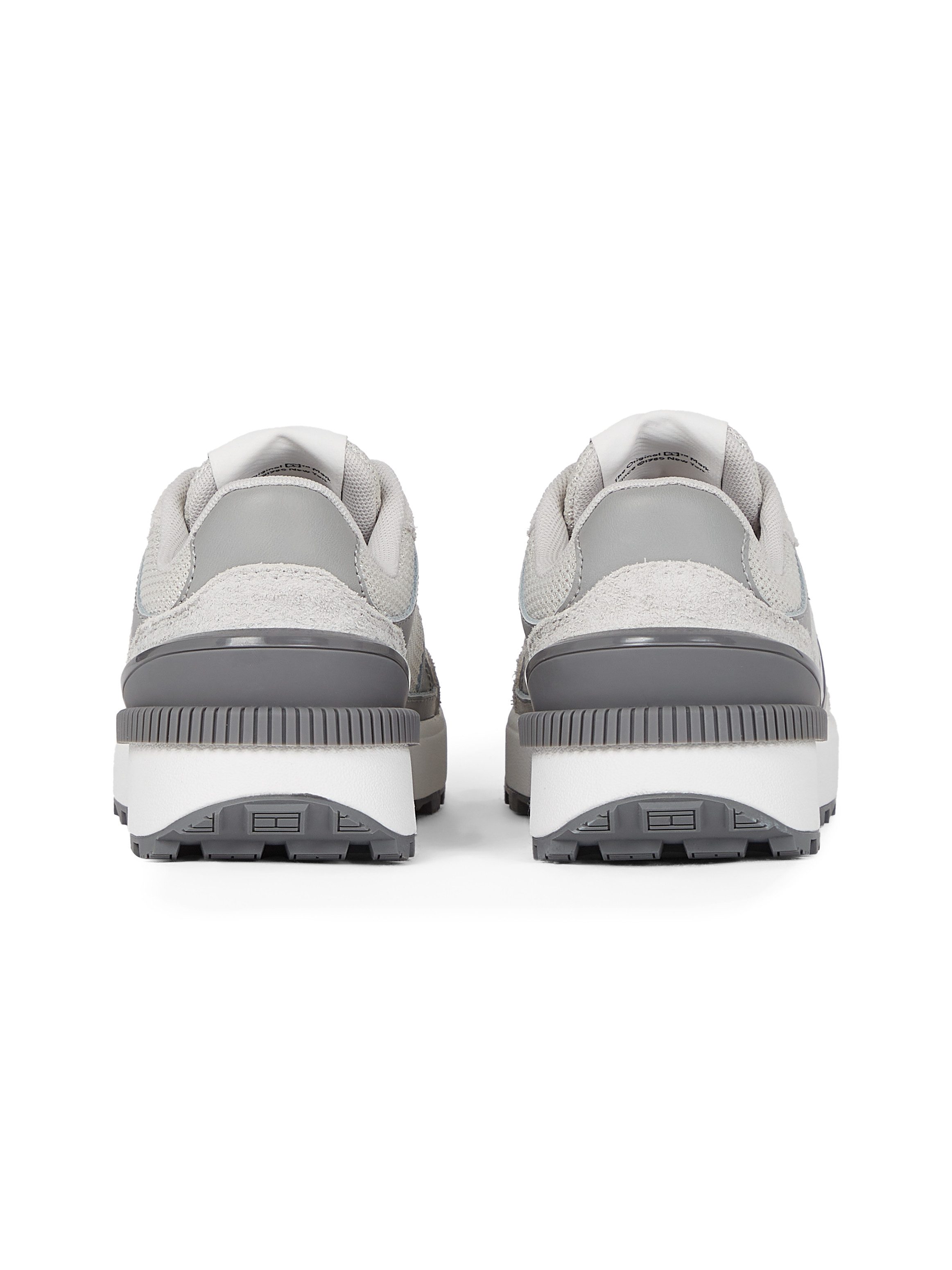 TOMMY JEANS Plateausneakers TJW TECH RUNNER vrijetijdsschoen, lage schoen, veterschoen met contrastafwerkingen