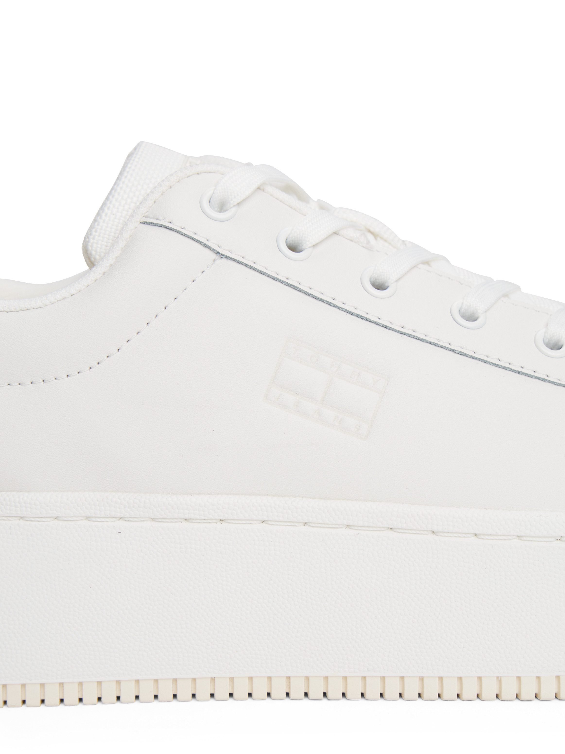 TOMMY JEANS Plateausneakers TJW FLATFORM PEARLIZED SNEAKER