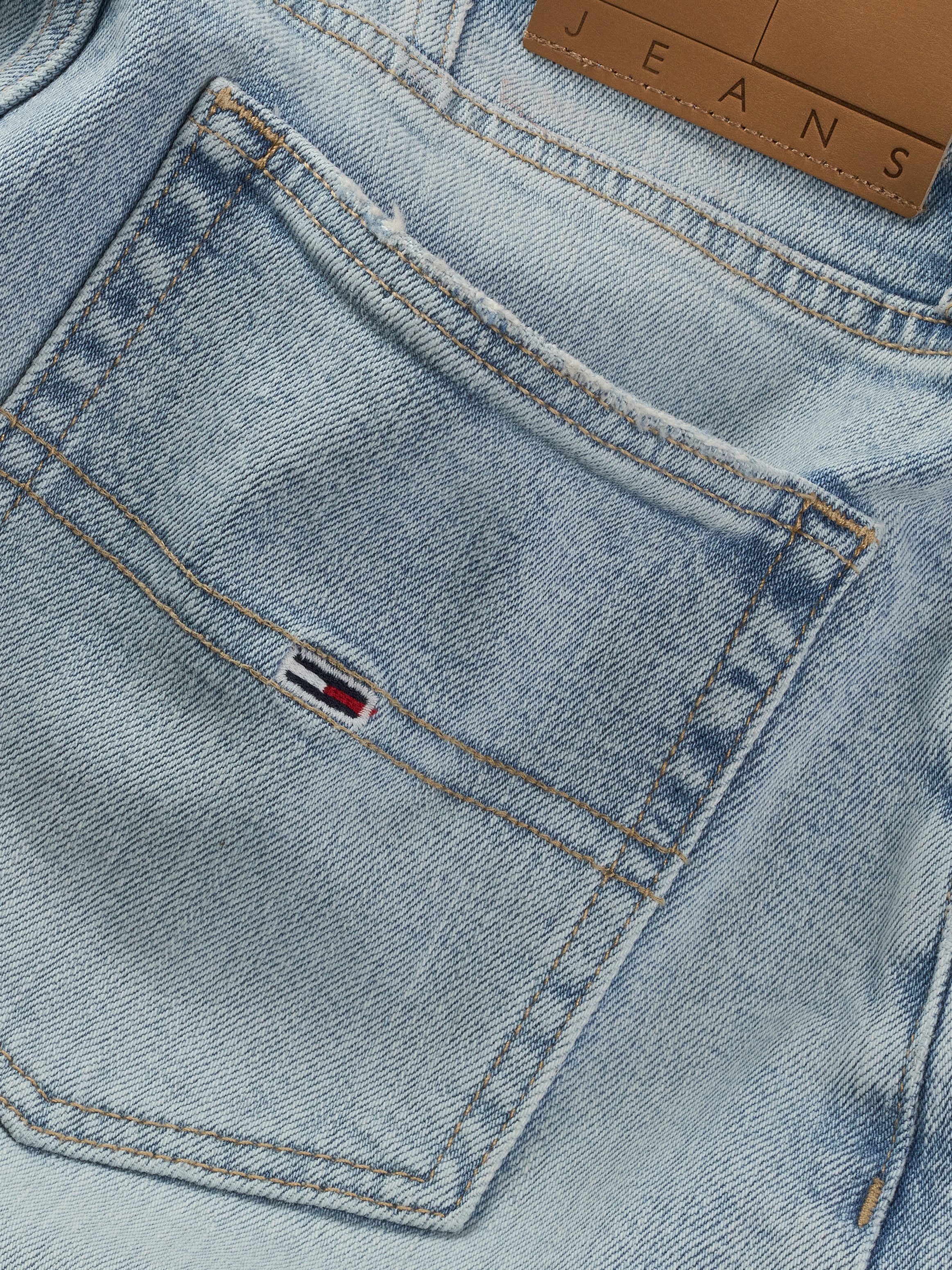 TOMMY JEANS Mom jeans High waist - Mom-Jeans Tapered met logo-borduurwerk, in enkelvrije lengte