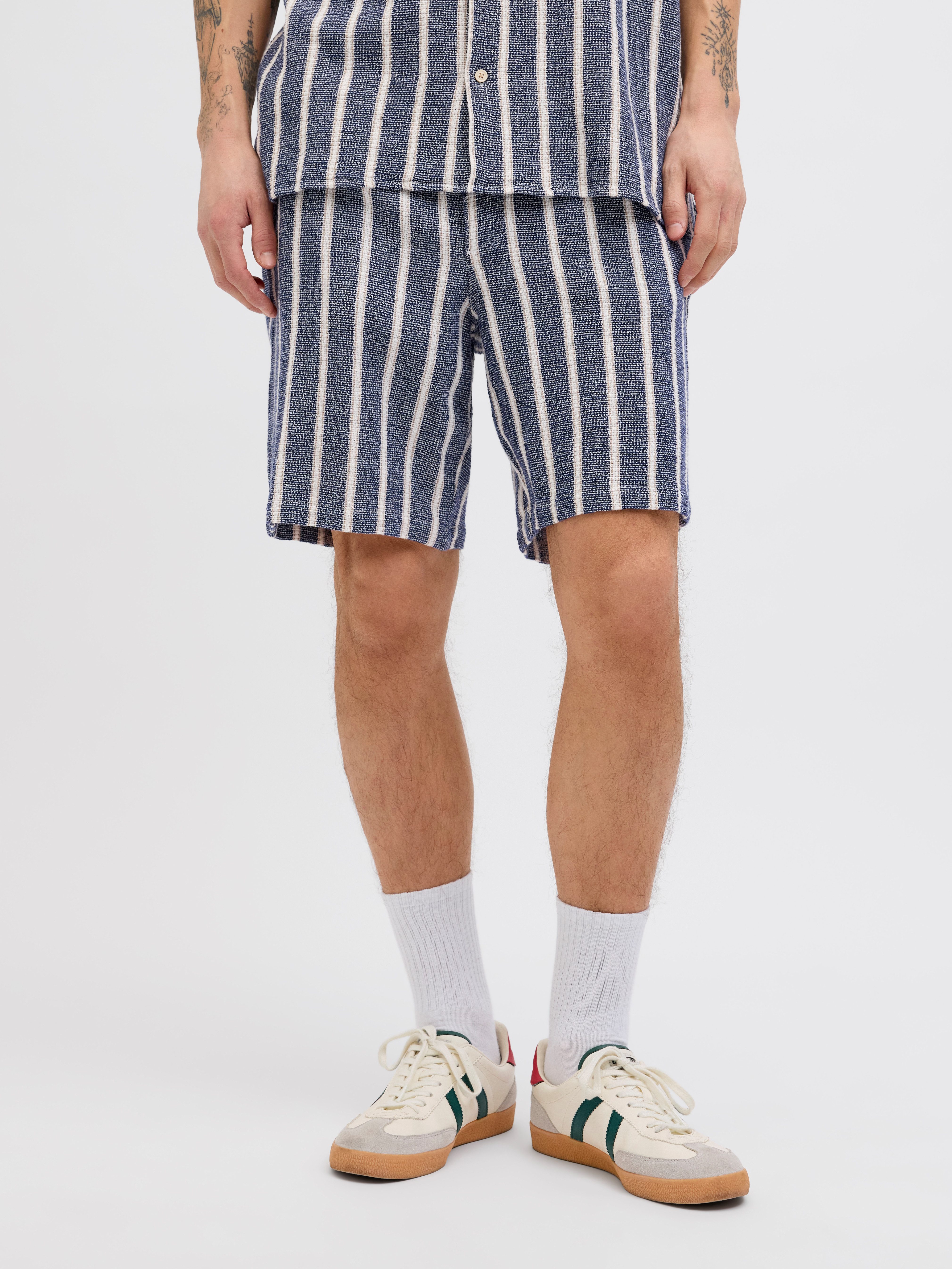 Jack & Jones Joggingbroek JPSTJAIDEN COBA STRIPE JOG SHORT SRT SN