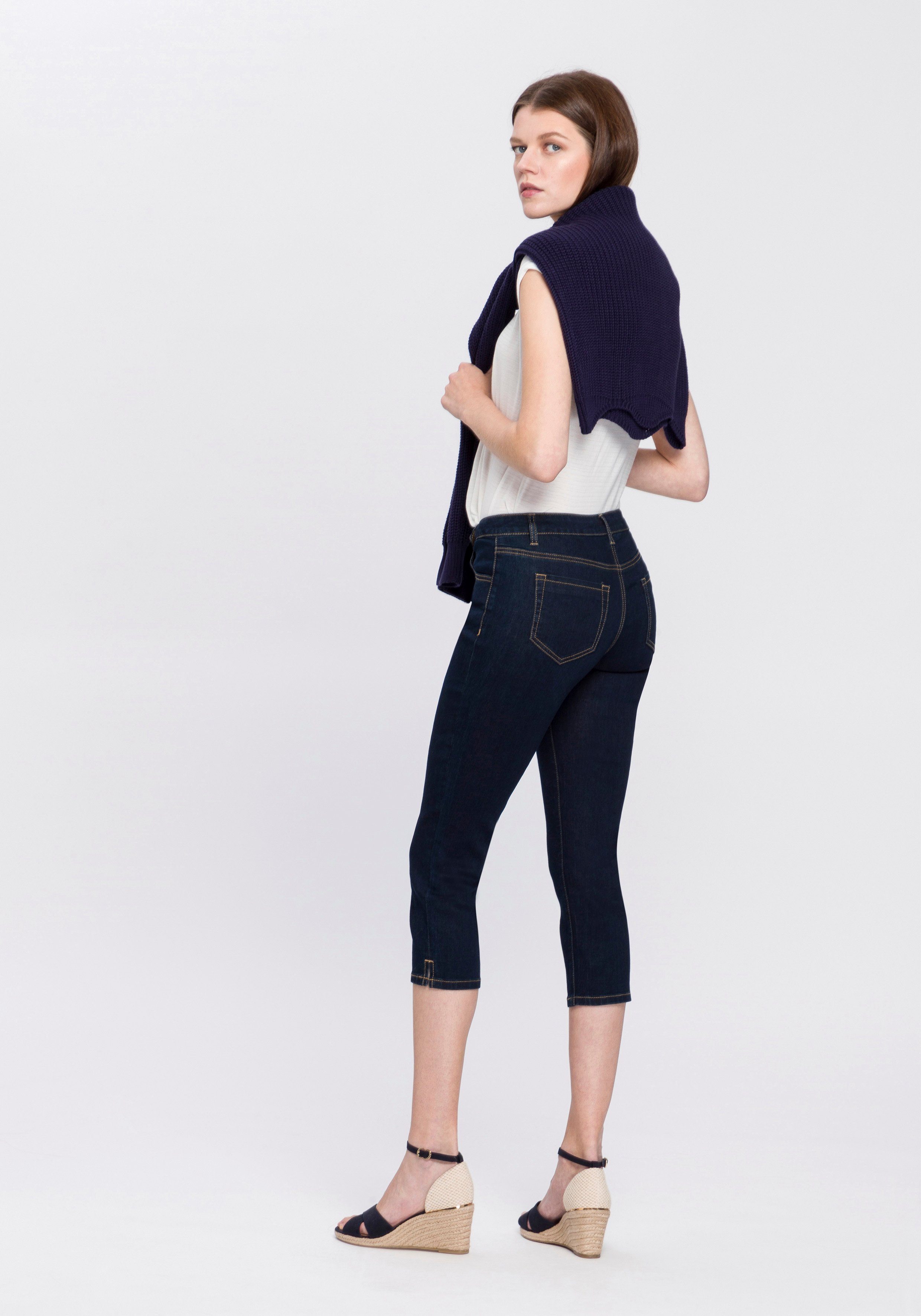 Arizona Capri jeans Ultra Stretch extra-strakke snit, modieuze beenafsluiting met split