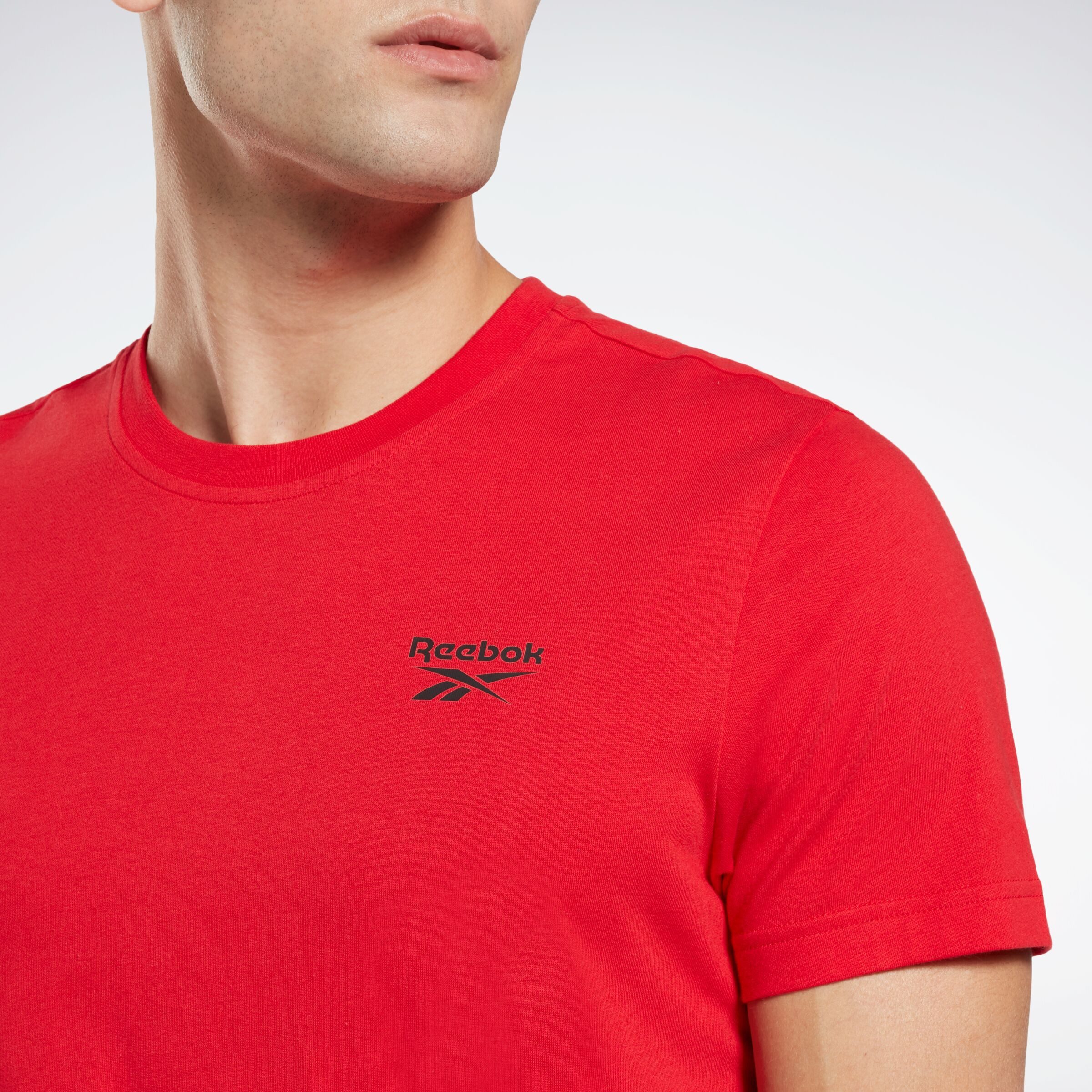 Reebok T-shirt IDENTITY SMALL LOGO TEE