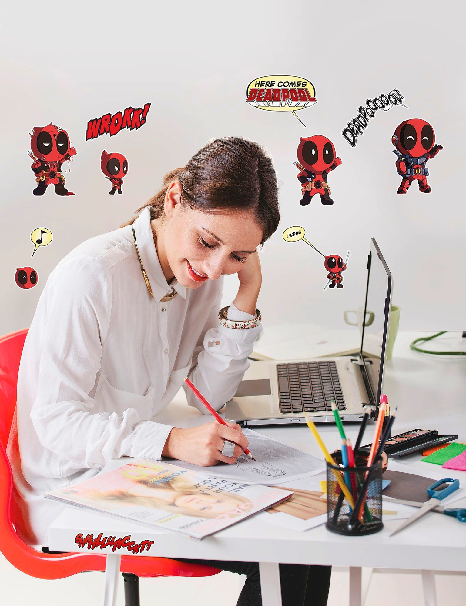 Komar Wandfolie Deadpool Cute - afm. 50 x 70 cm zelfklevend, wandstickers, kinderkamer (12-delig)