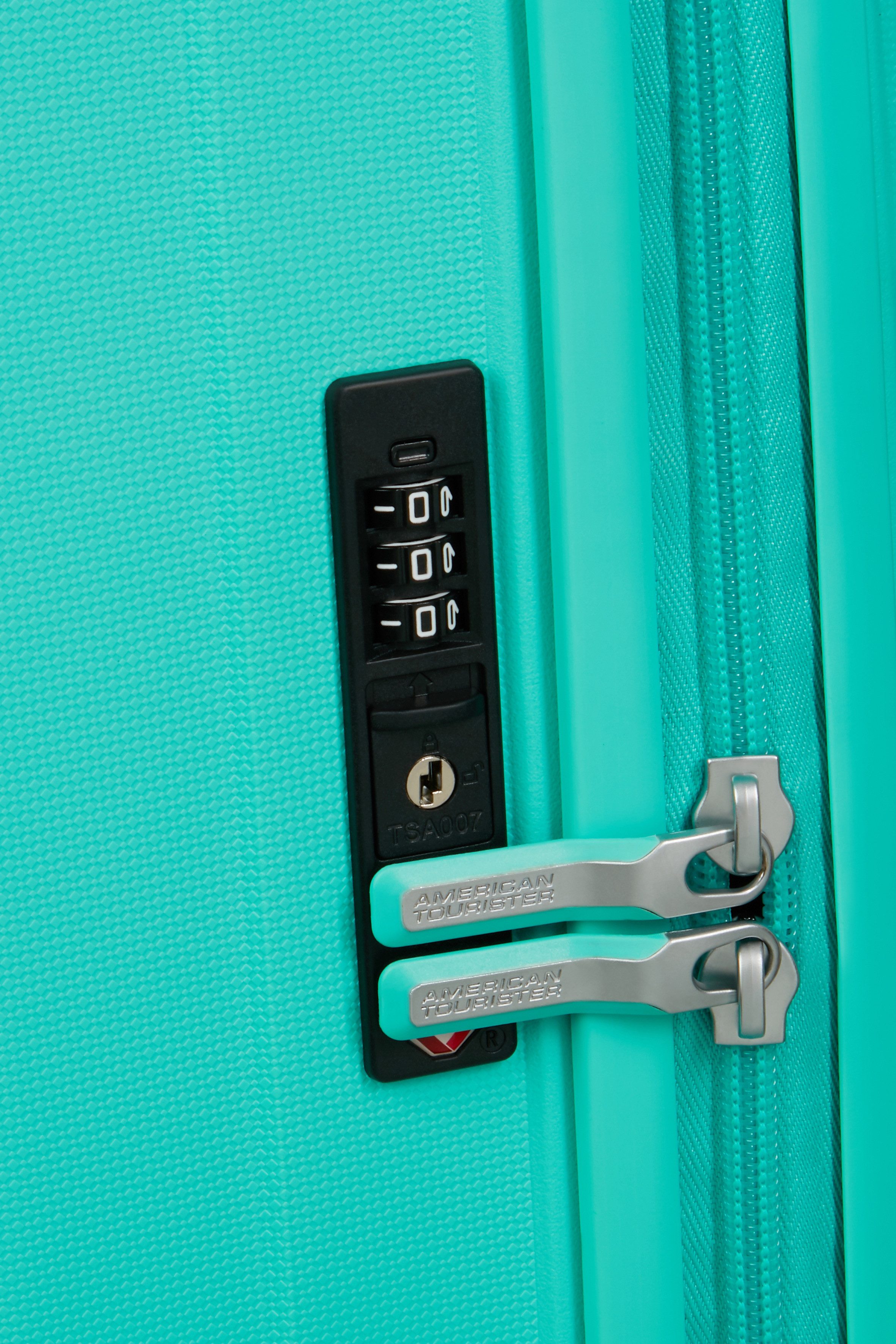American Tourister® Hardshell-trolley REJOY, verschillende maten en kleuren Hardcase koffer personaliseerbaar verzonken TSA-slot