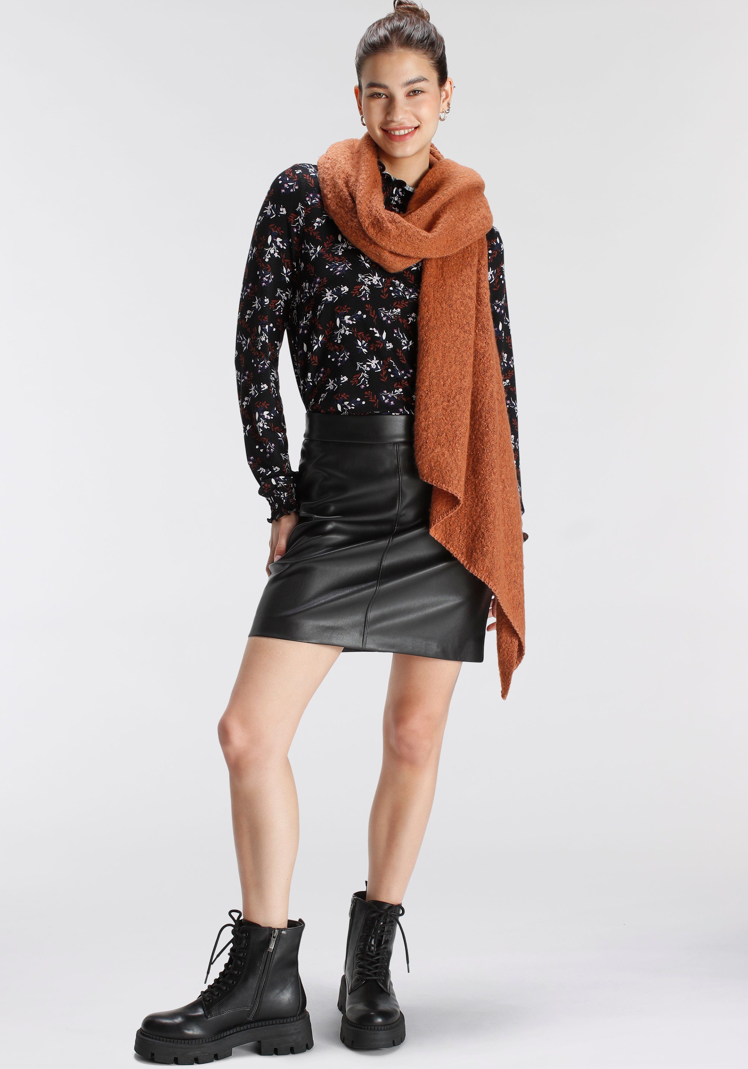 Tamaris Shirt met elegante bloemenprint