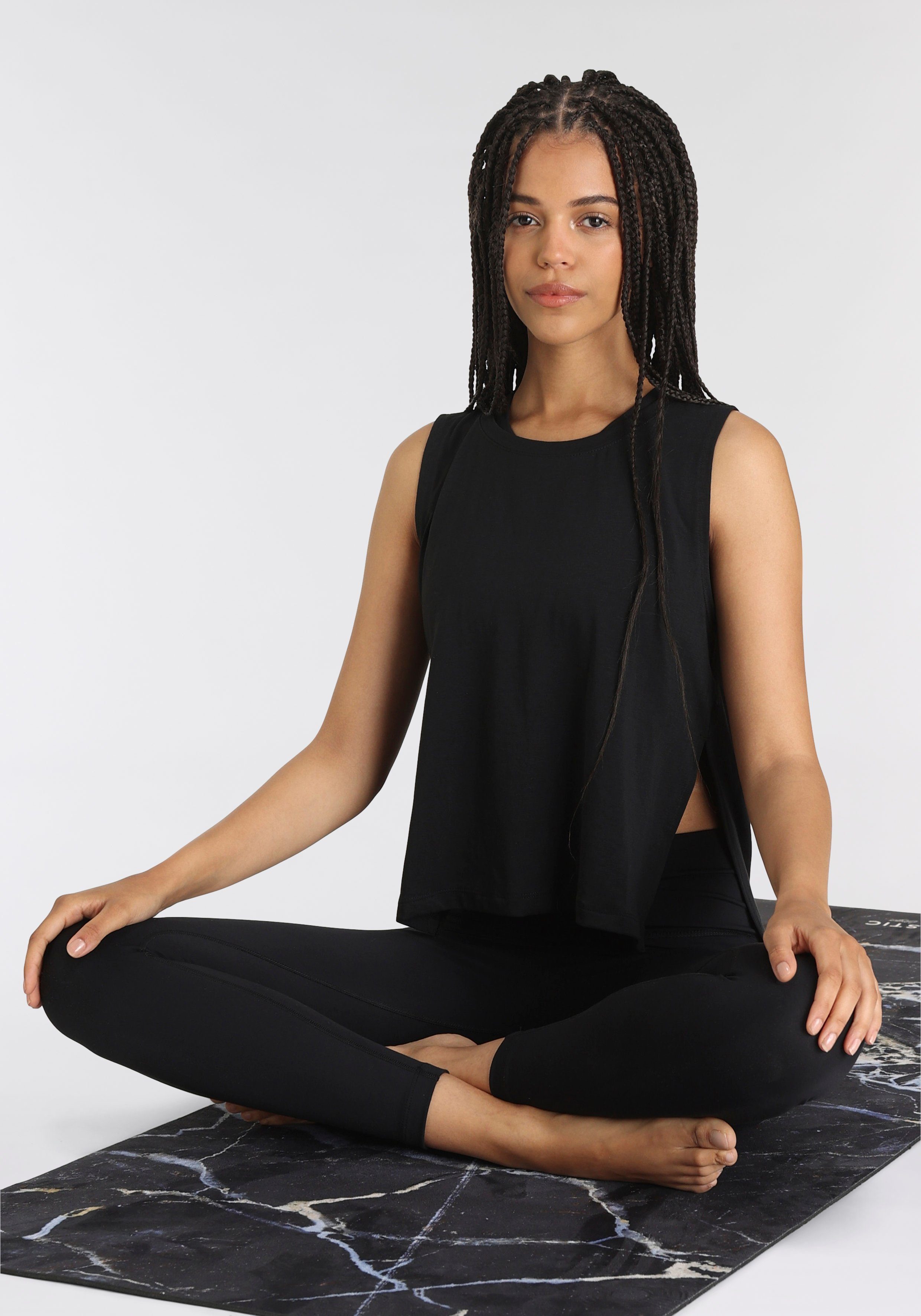 Nike Yogatop YOGA DRI-FIT WOMEN'S TANK TOP