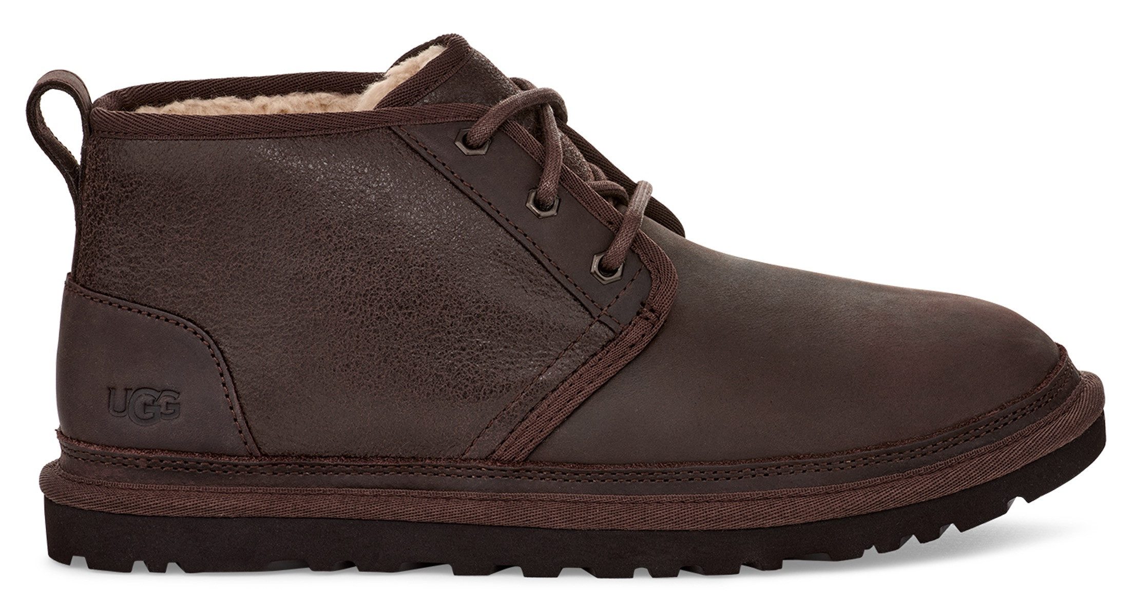 UGG Veterschoenen NEUMEL DISTRESSED Chukka boots, winterlaarzen met gepolsterde voetbed
