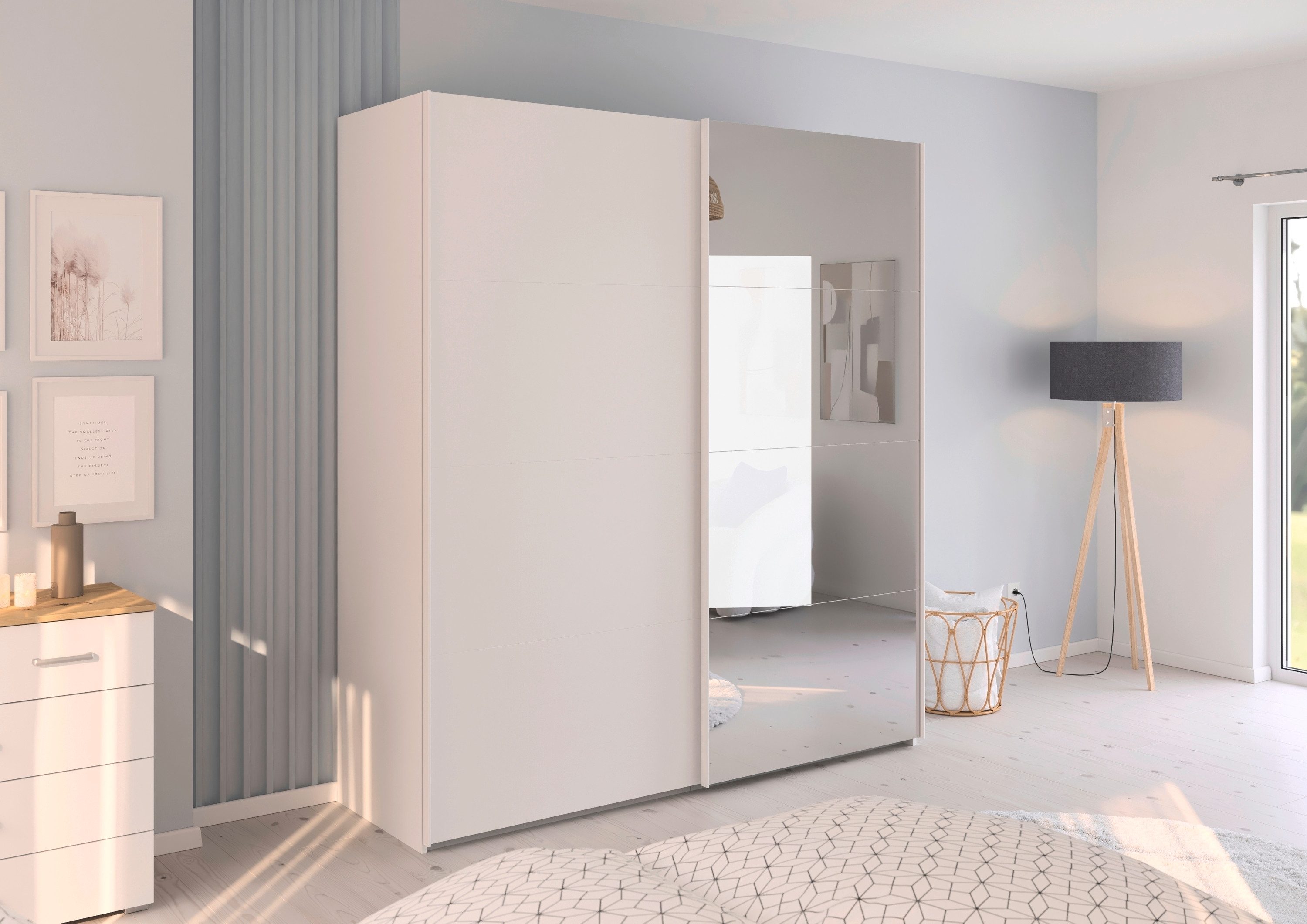rauch Schuifdeurkast Kledingkast Kast Garderobe Slaapkamerkast EVELYN in elegante stijl met spiegel 5 breedtes veel opbergruimte made in germany