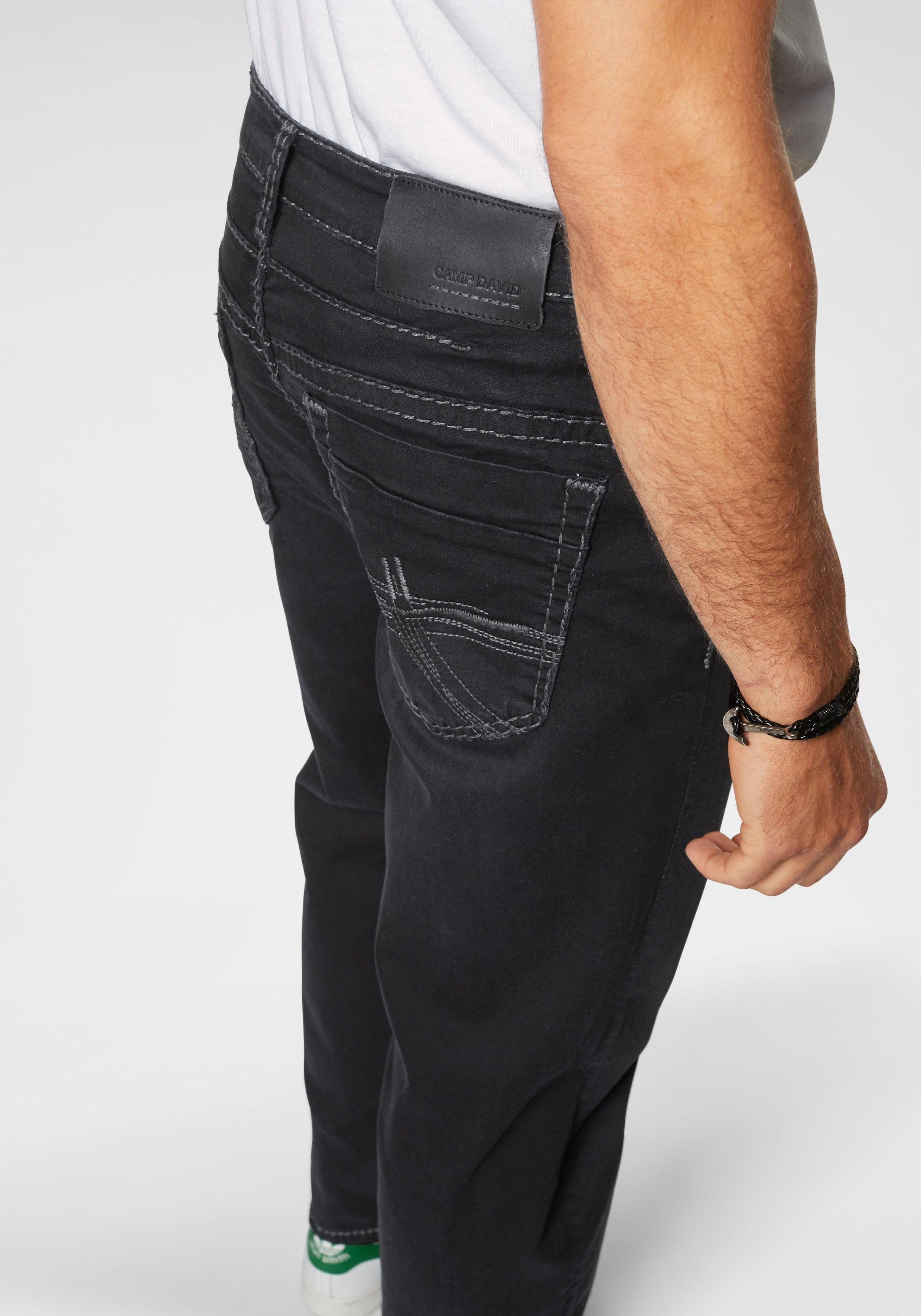 CAMP DAVID Loose fit jeans CO:NO met opvallende naden en stretch