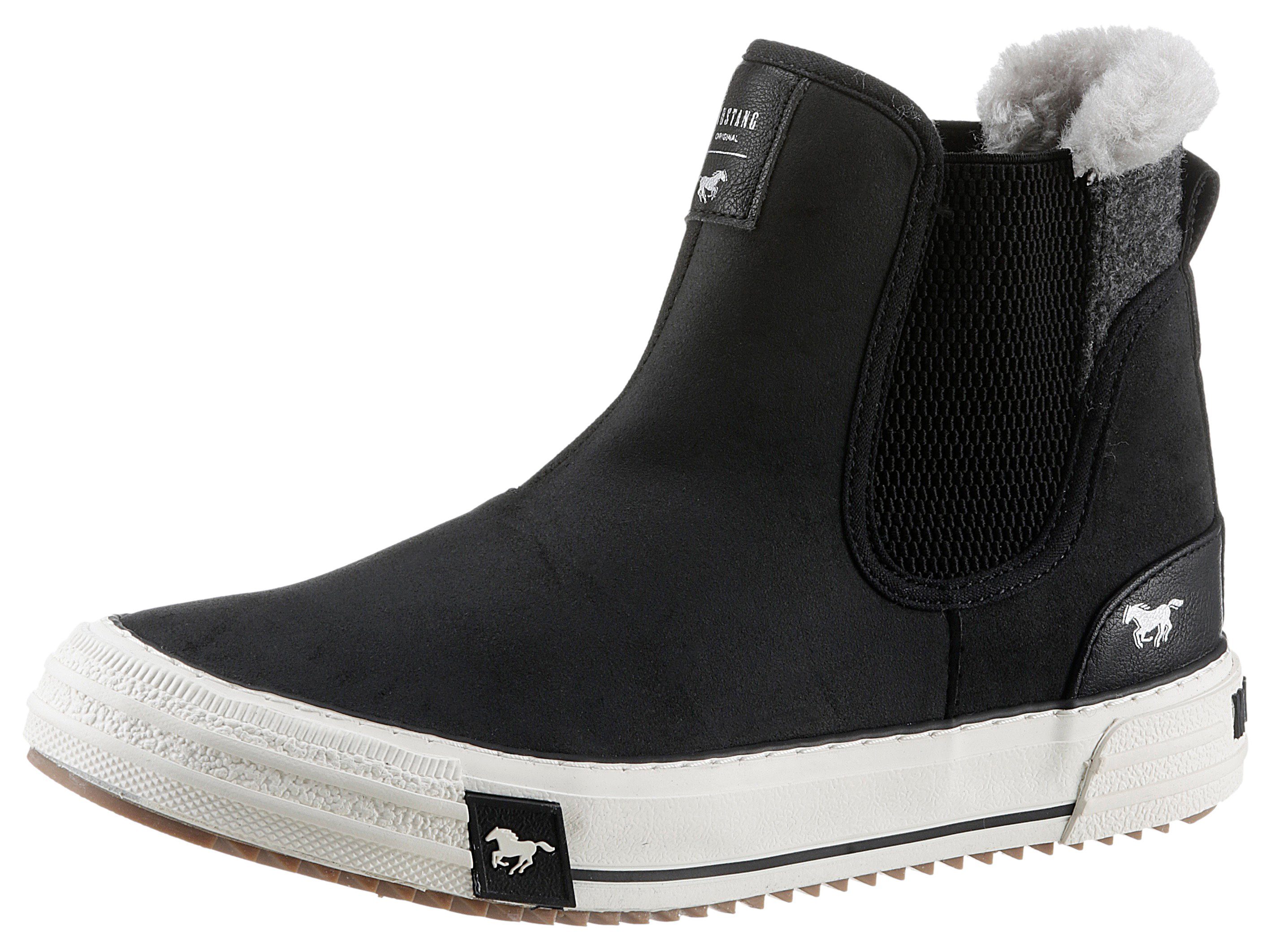 Mustang Shoes Chelsea-boots met stretchinzet aan beide kanten