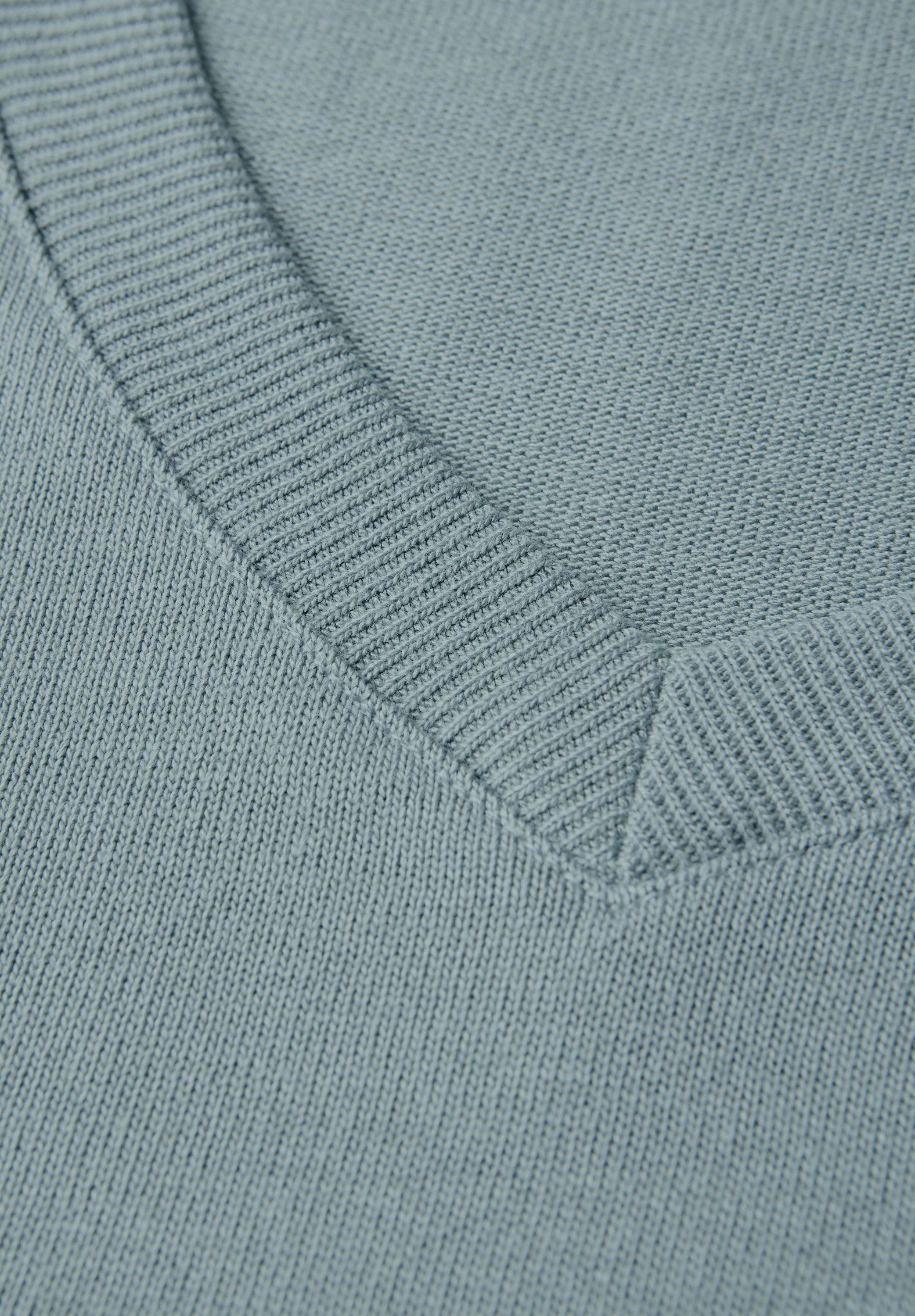 STREET ONE T-shirt met v-hals en in tricot-look