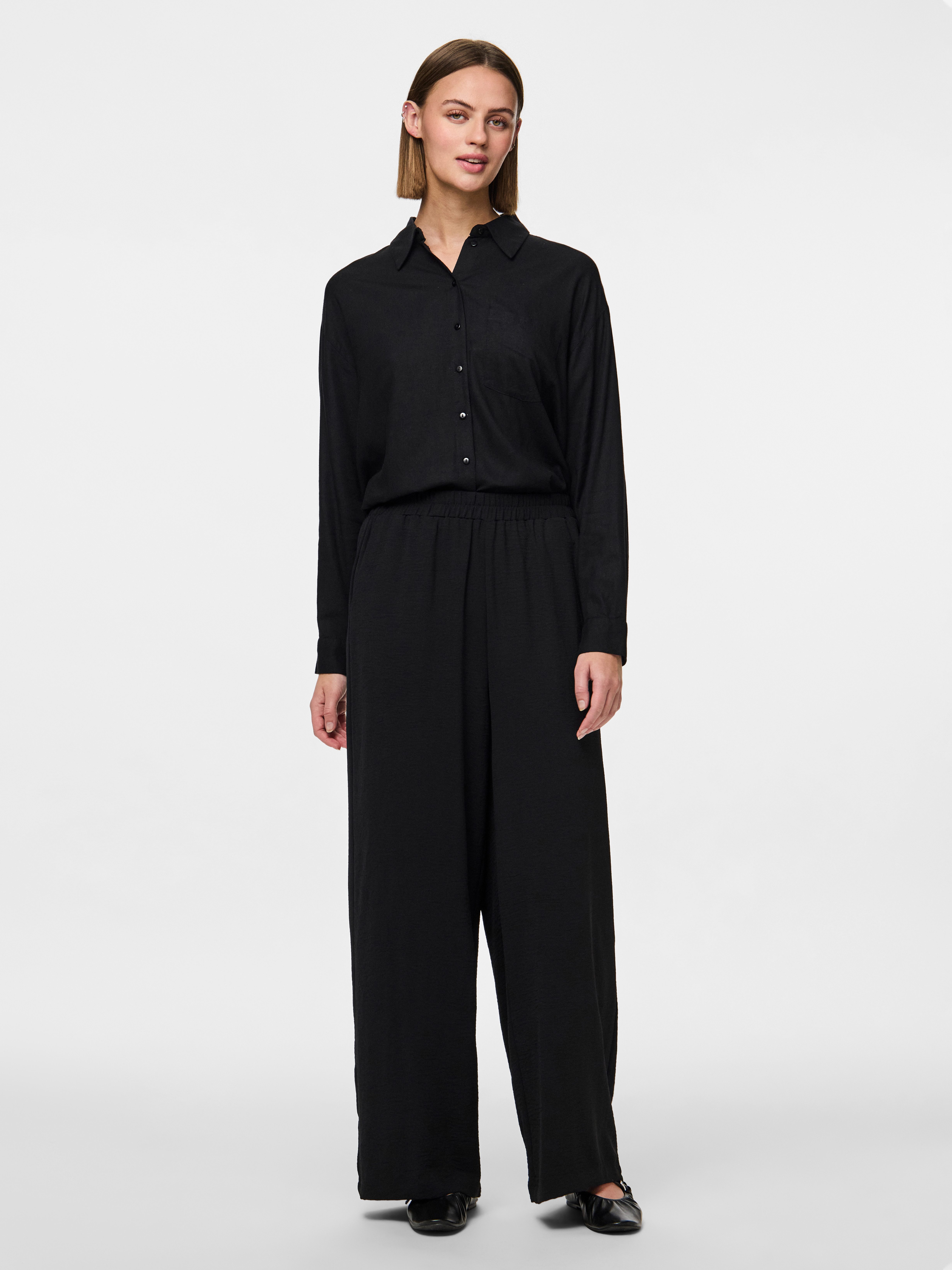 pieces Comfortbroek PCTIFFANY HW WIDE PANTS WVN NOOS BC
