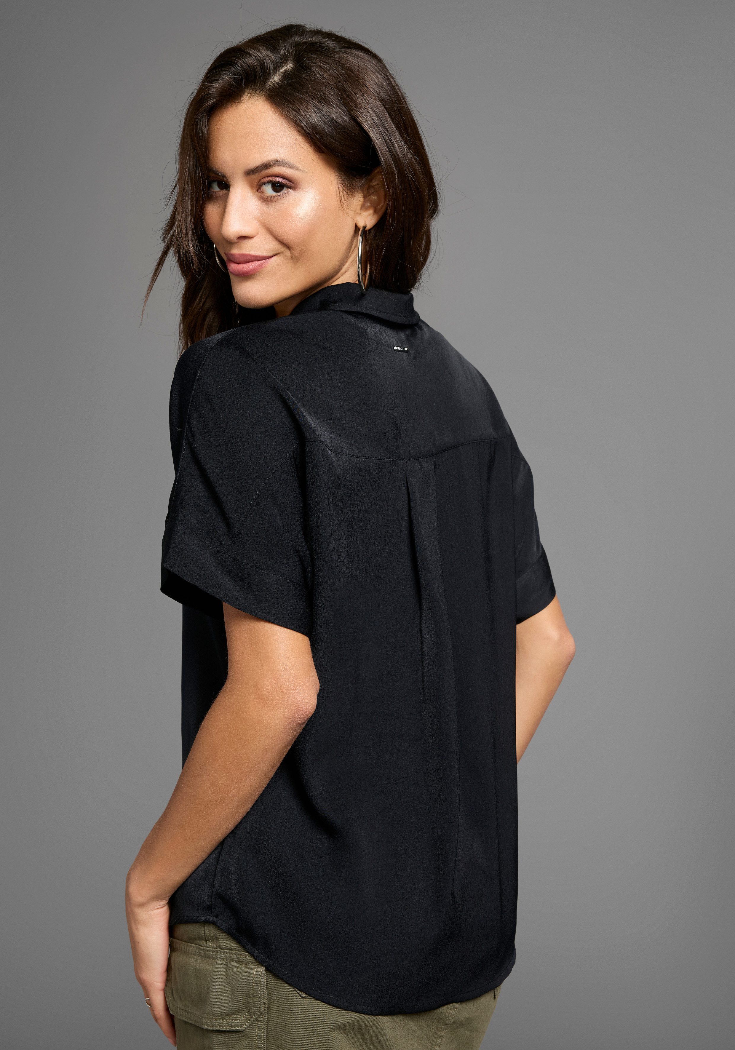 Laura Scott Overhemdblouse in een vlot model