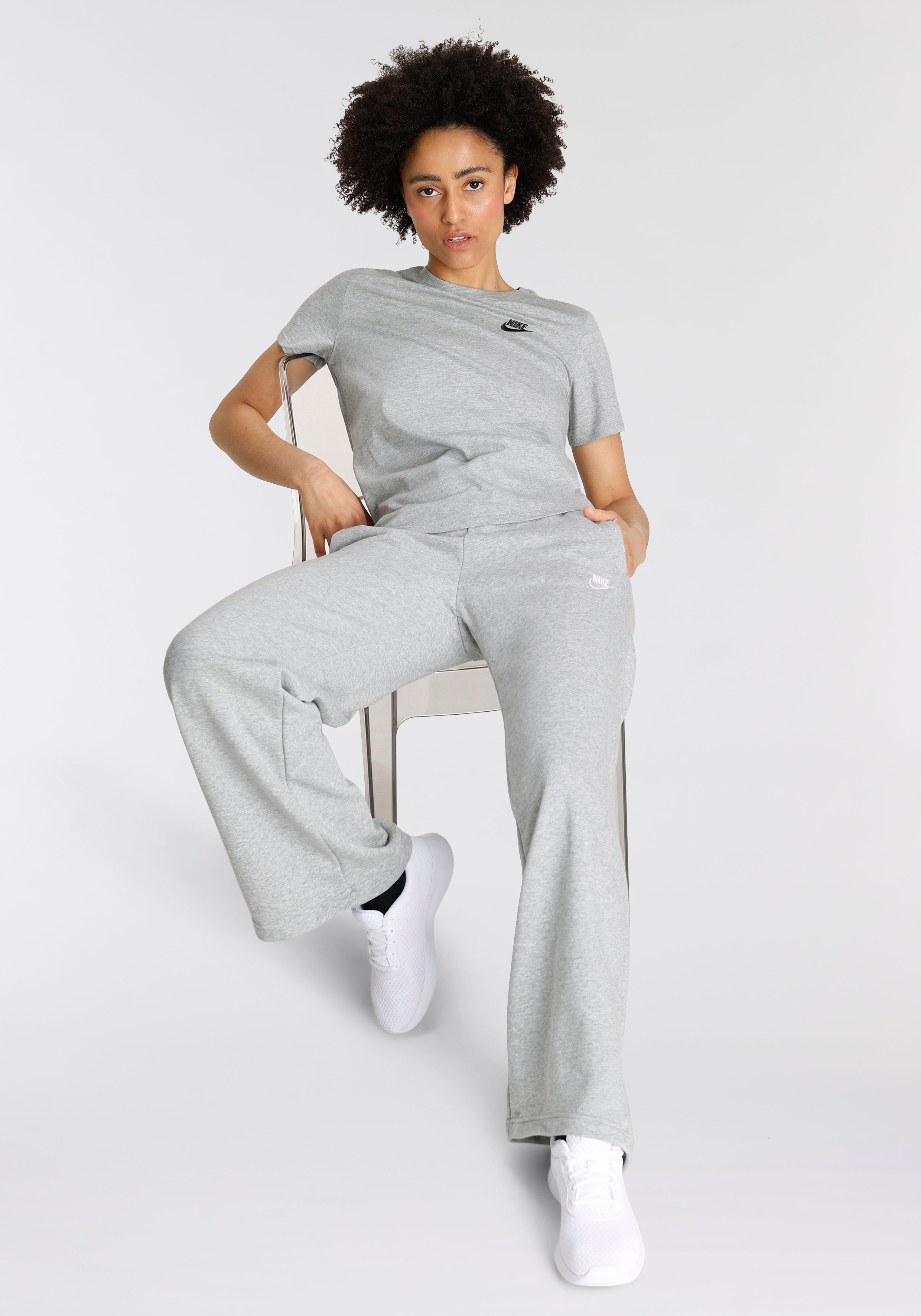 Nike Sportswear T-shirt CLUB ESSENTIALS WOMEN'S T-SHIRT