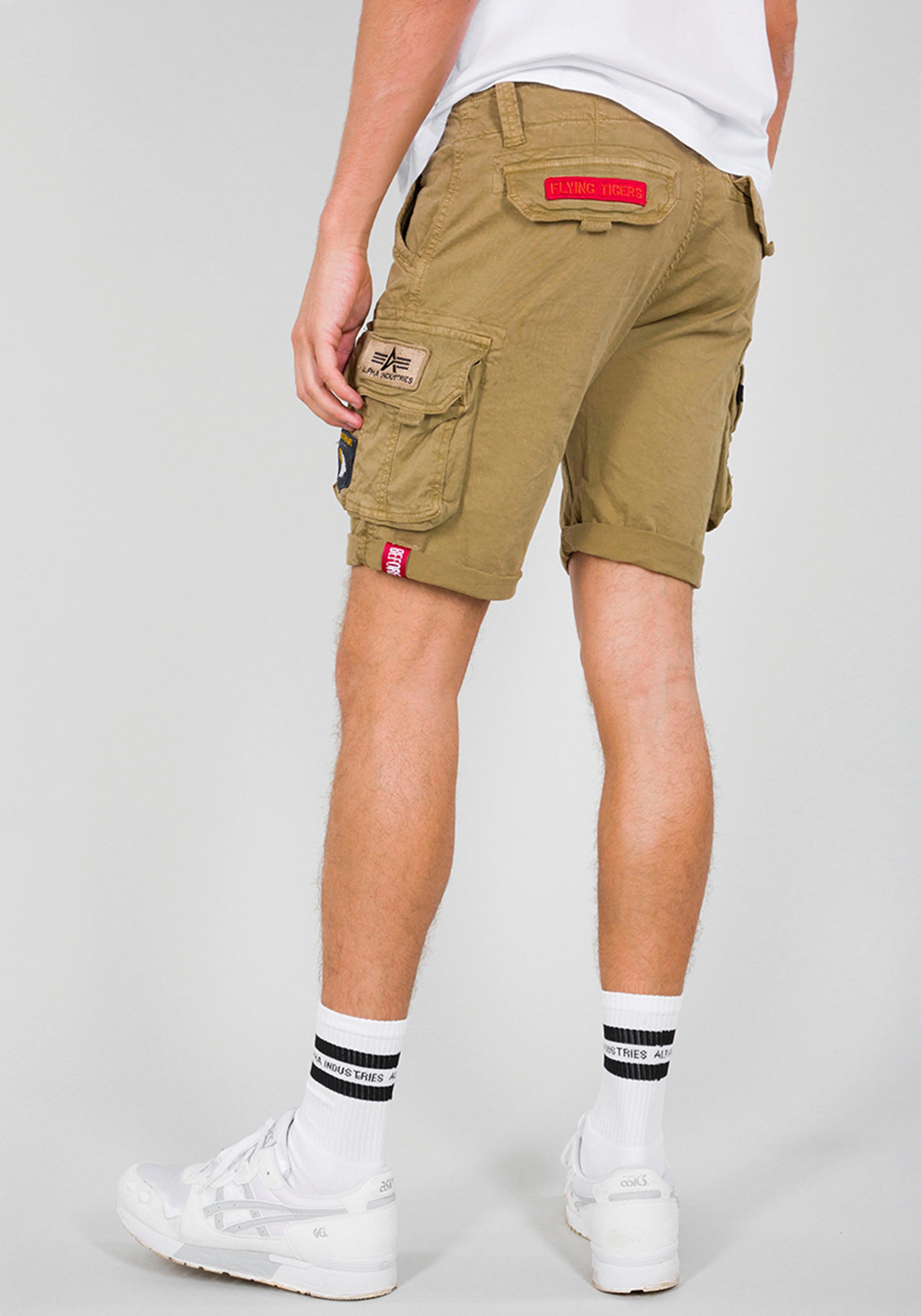 Alpha Industries Cargoshort CREW SHORT PATCH