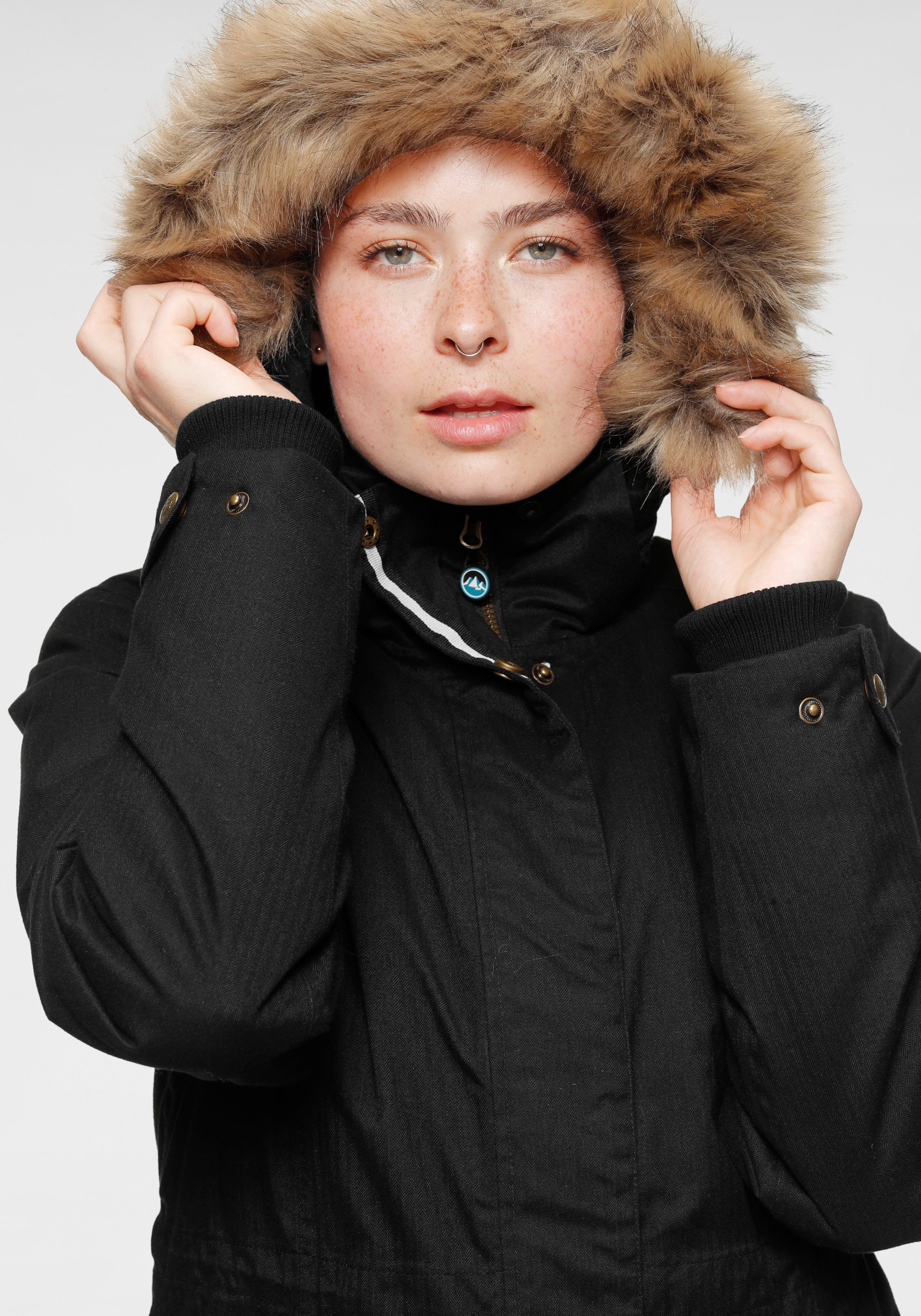 Polarino Functionele parka Ademend, winddicht en waterdicht. Warm gewatteerd.