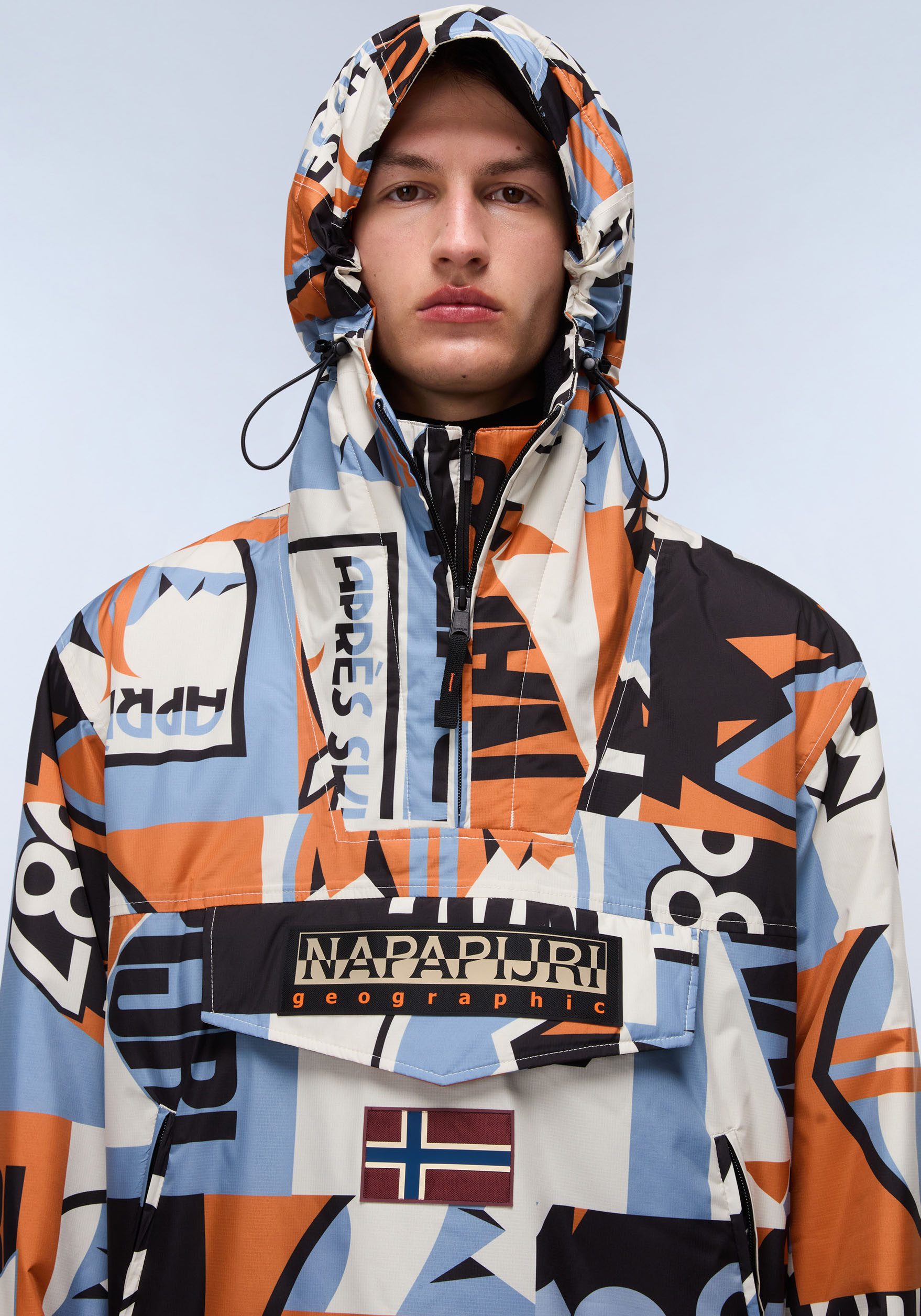 Napapijri Functioneel jack Next Regular fit met capuchon en opstaande kraag