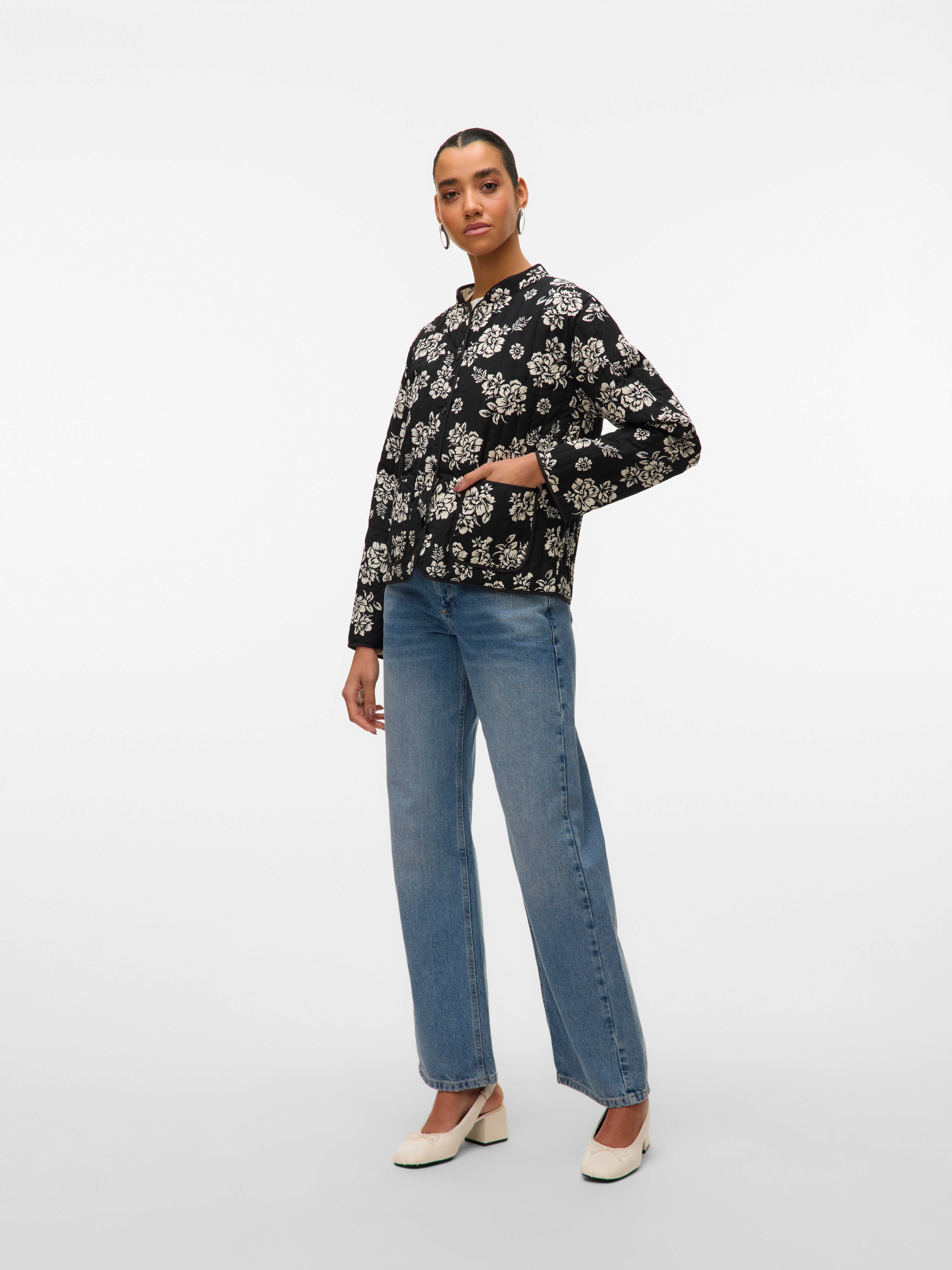 Vero Moda Kort jack VMCLARA JACKET GA NOOS