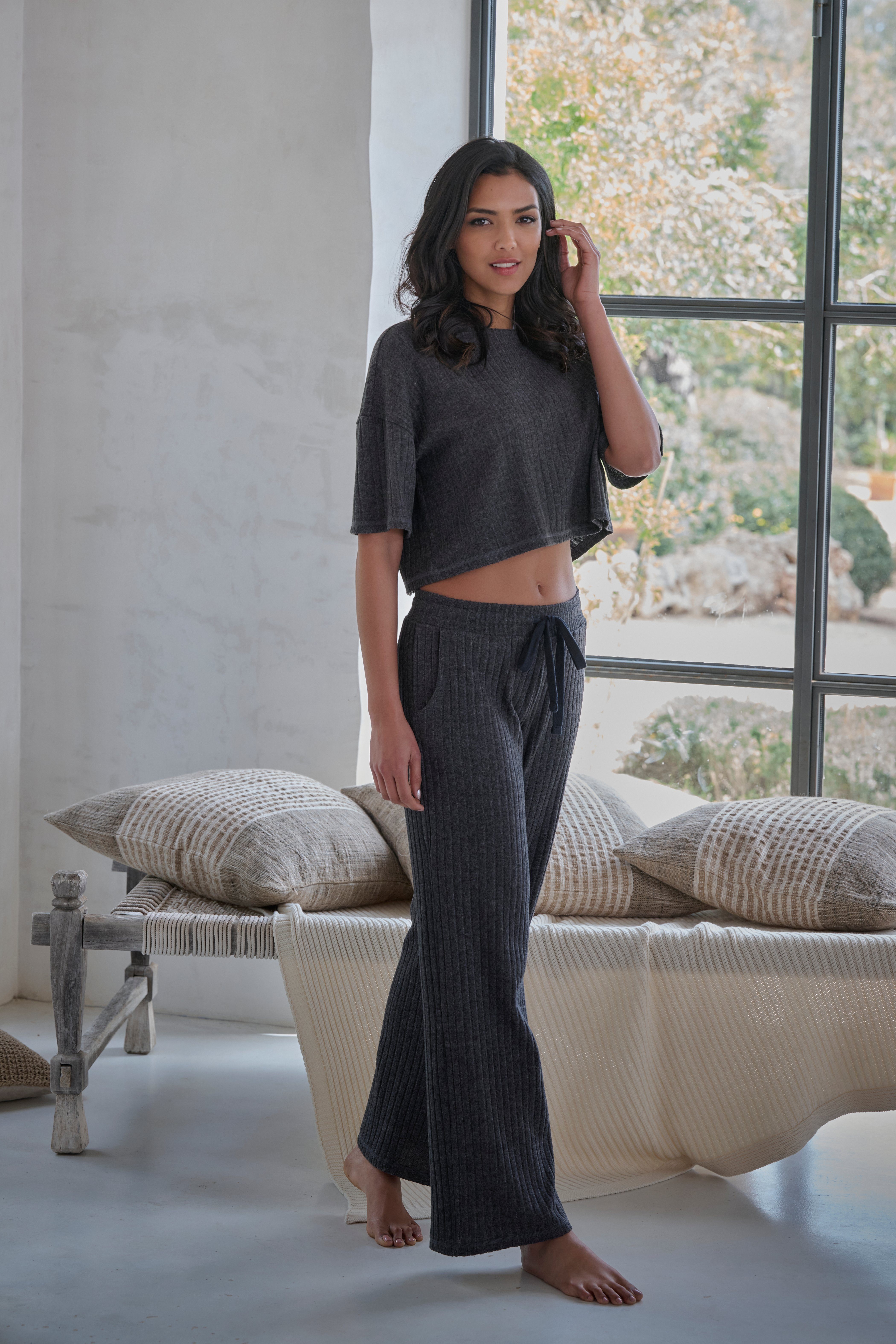 Lascana Homewearbroek -Loungebroek -lounge-/brei broek met wijde pijpen en zijzakken, loungewear (1-delig)