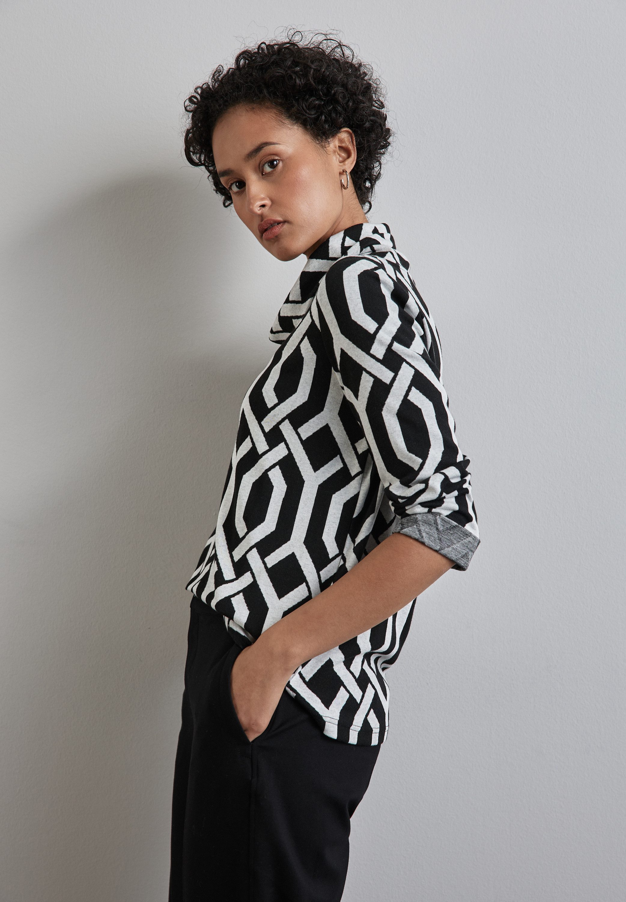 STREET ONE Shirt met lange mouwen met jacquard motief dames longsleeves maat 36 zwart
