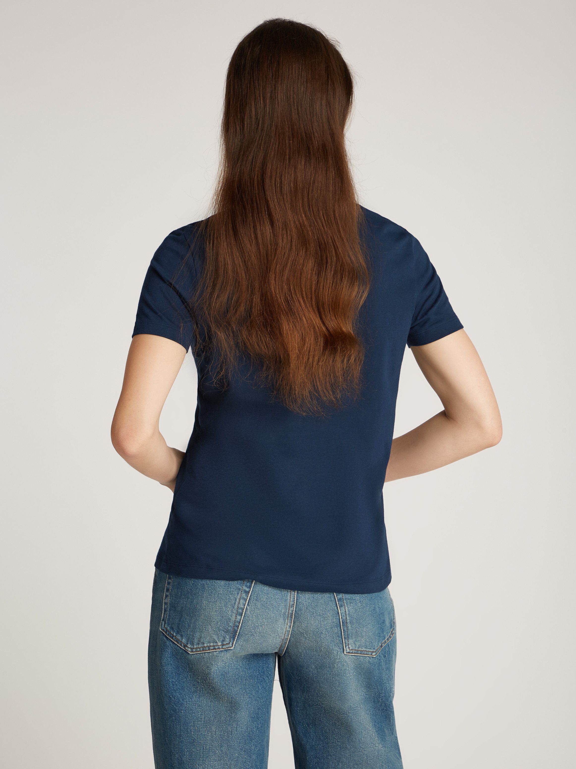 Tommy Hilfiger T-shirt REG CORP LOGO C-NK SS met een logo-opschrift