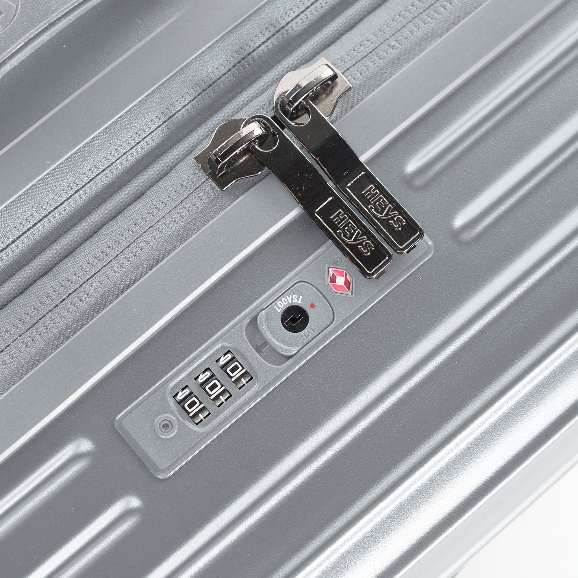 Heys Hardshell-trolley Heys x Joachim Llambi reisbagage TSA-slot volumevergroting