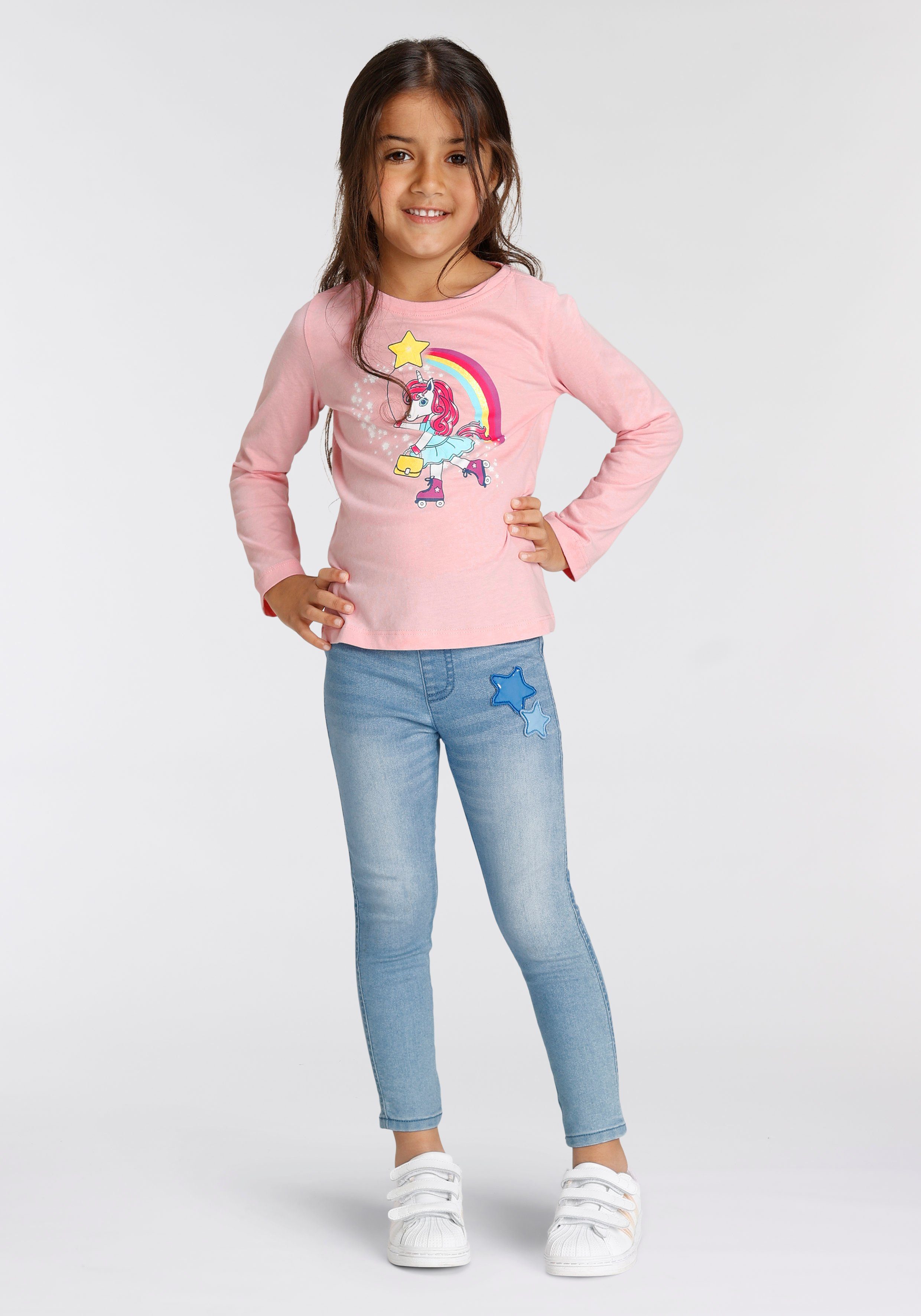 KIDSWORLD Shirt met lange mouwen Eenhoorn op skateschoenen Lange mouwen, basic pasvorm, met stijlvolle print en glinsterende print